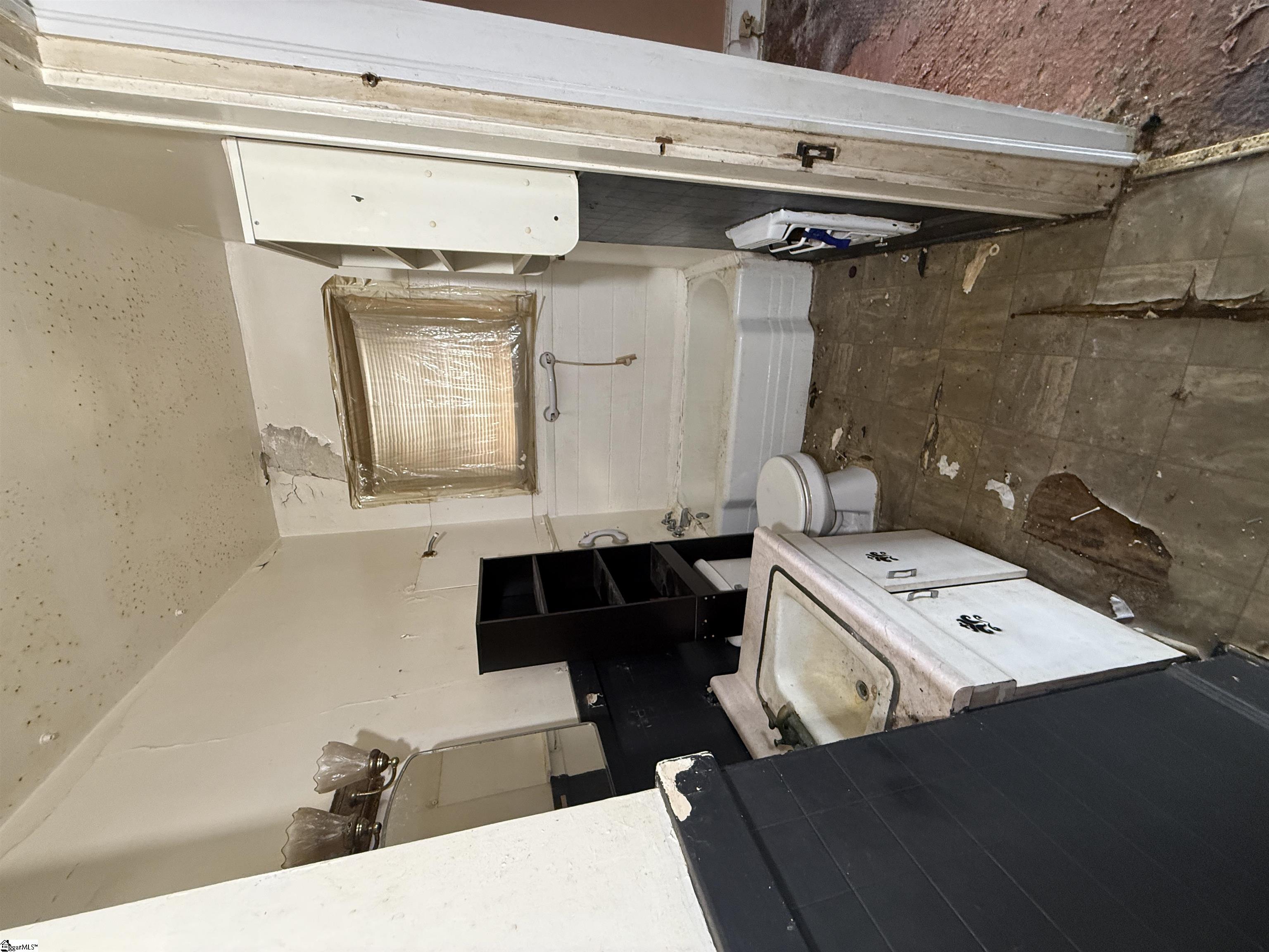 14 Piedmont Avenue Property Photo 8