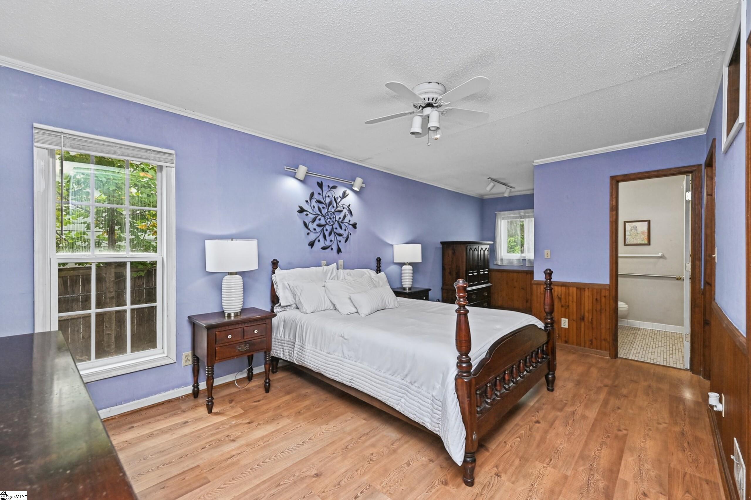 221 Lowndes Avenue Property Photo 22