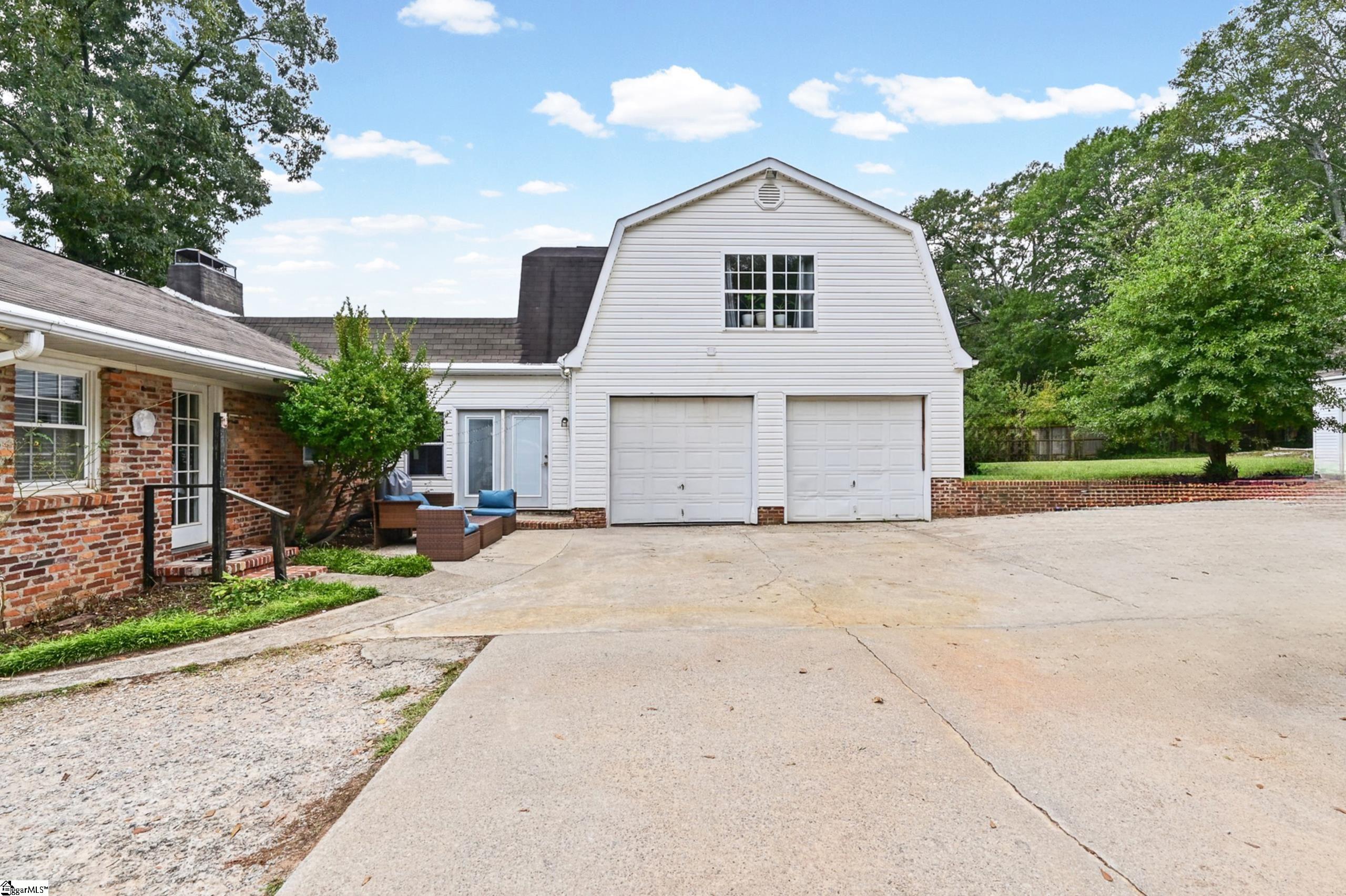 221 Lowndes Avenue Property Photo 27