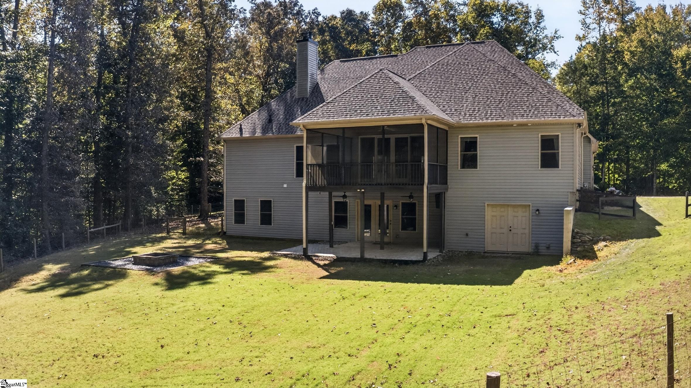 247 Coachman Drive Property Photo 8