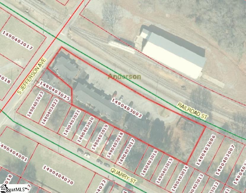 902 Railroad Street Property Photo 1
