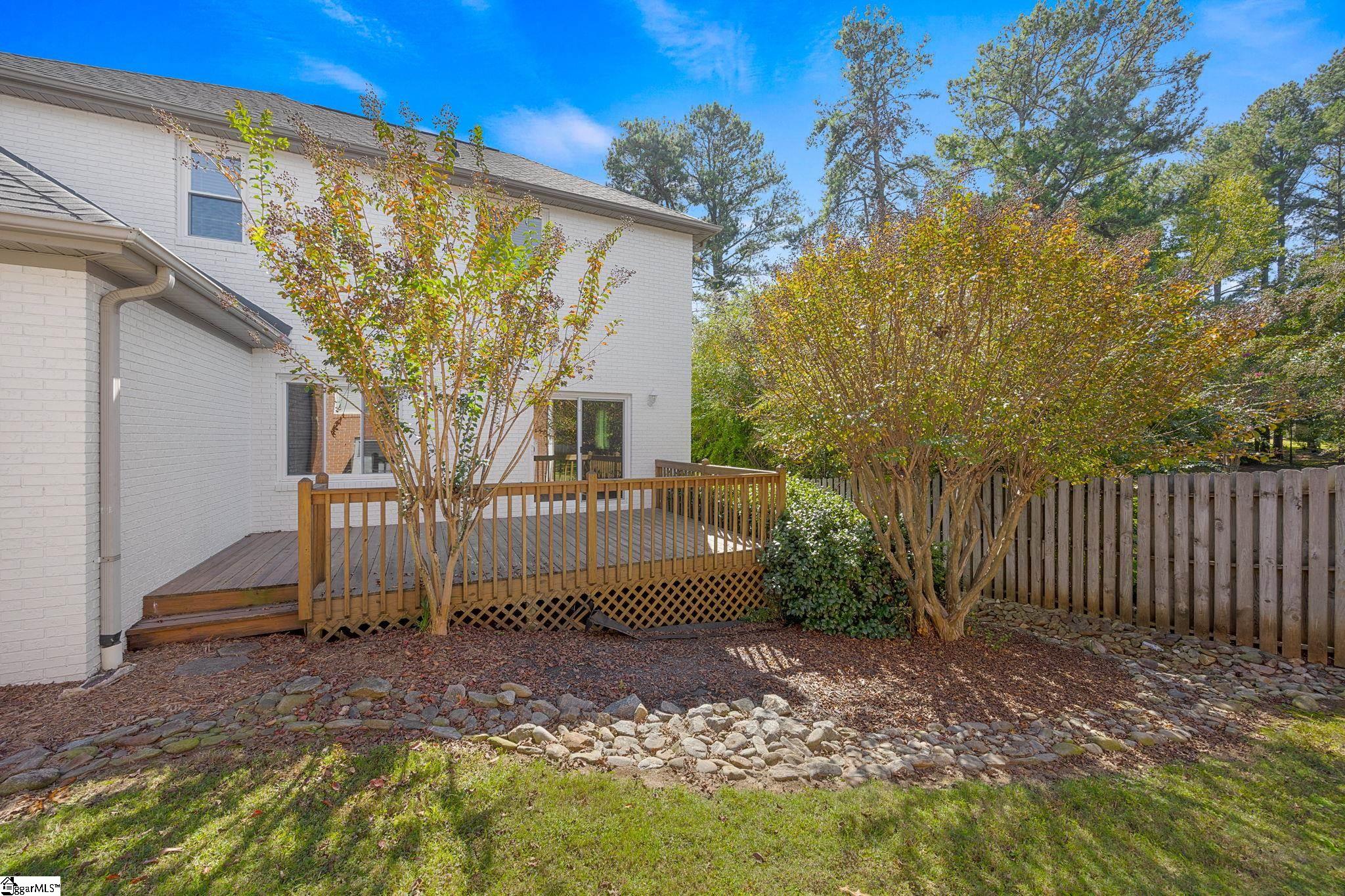 108 Commons Drive Property Photo 31