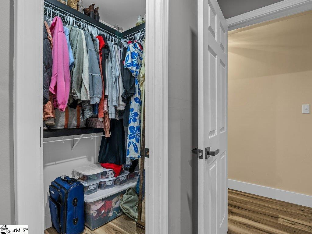 807 Glenn Springs Road Property Photo 16