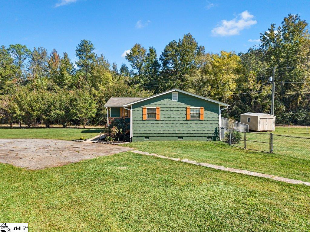 807 Glenn Springs Road Property Photo 28