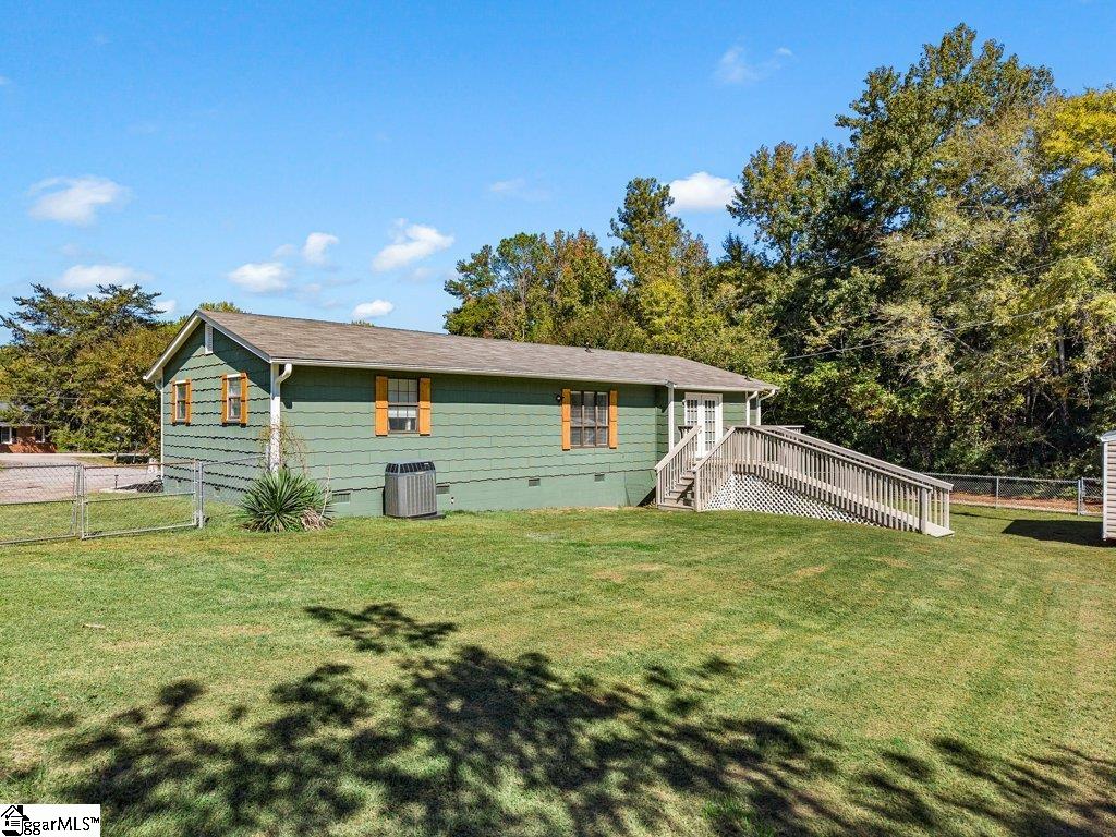 807 Glenn Springs Road Property Photo 30