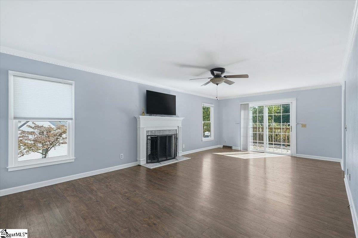 202 Bright Water Lane Property Photo 7