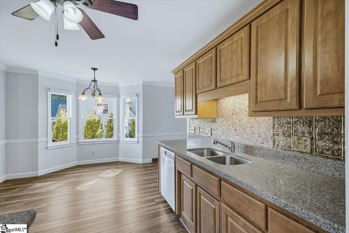 202 Bright Water Lane Property Photo 16