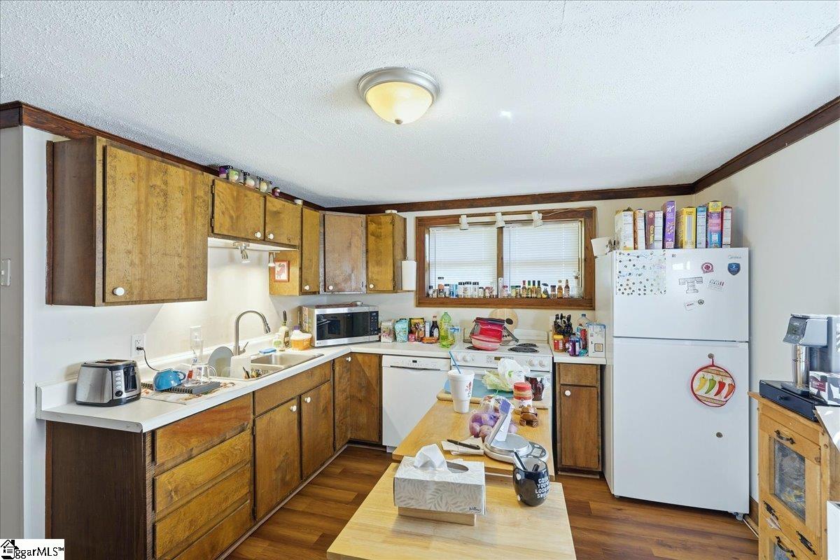 1676 Old Charlotte Road Property Photo 6