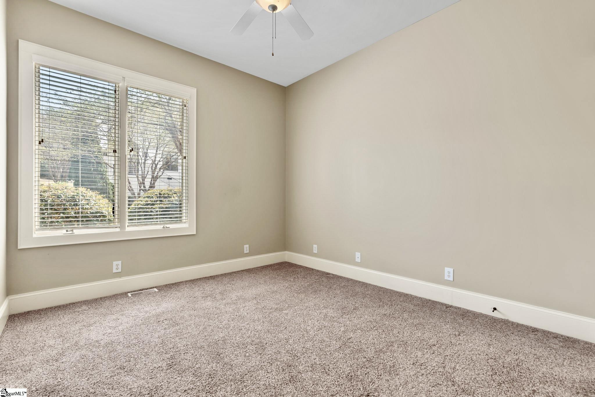 8 Arezzo Drive Property Photo 30
