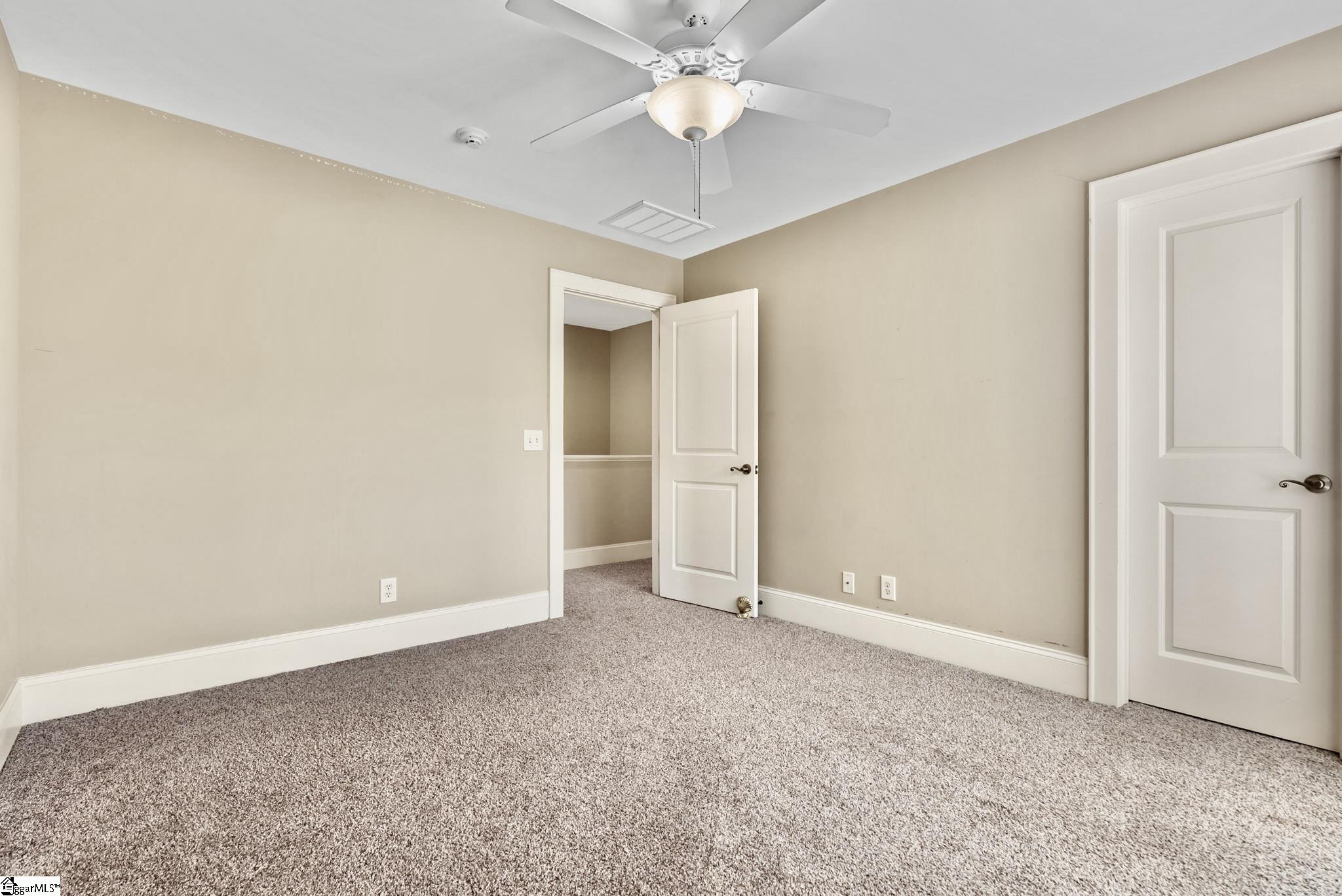 8 Arezzo Drive Property Photo 37