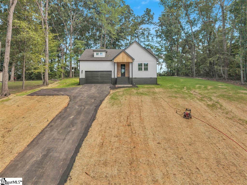 245 Tucker Road Property Photo 2
