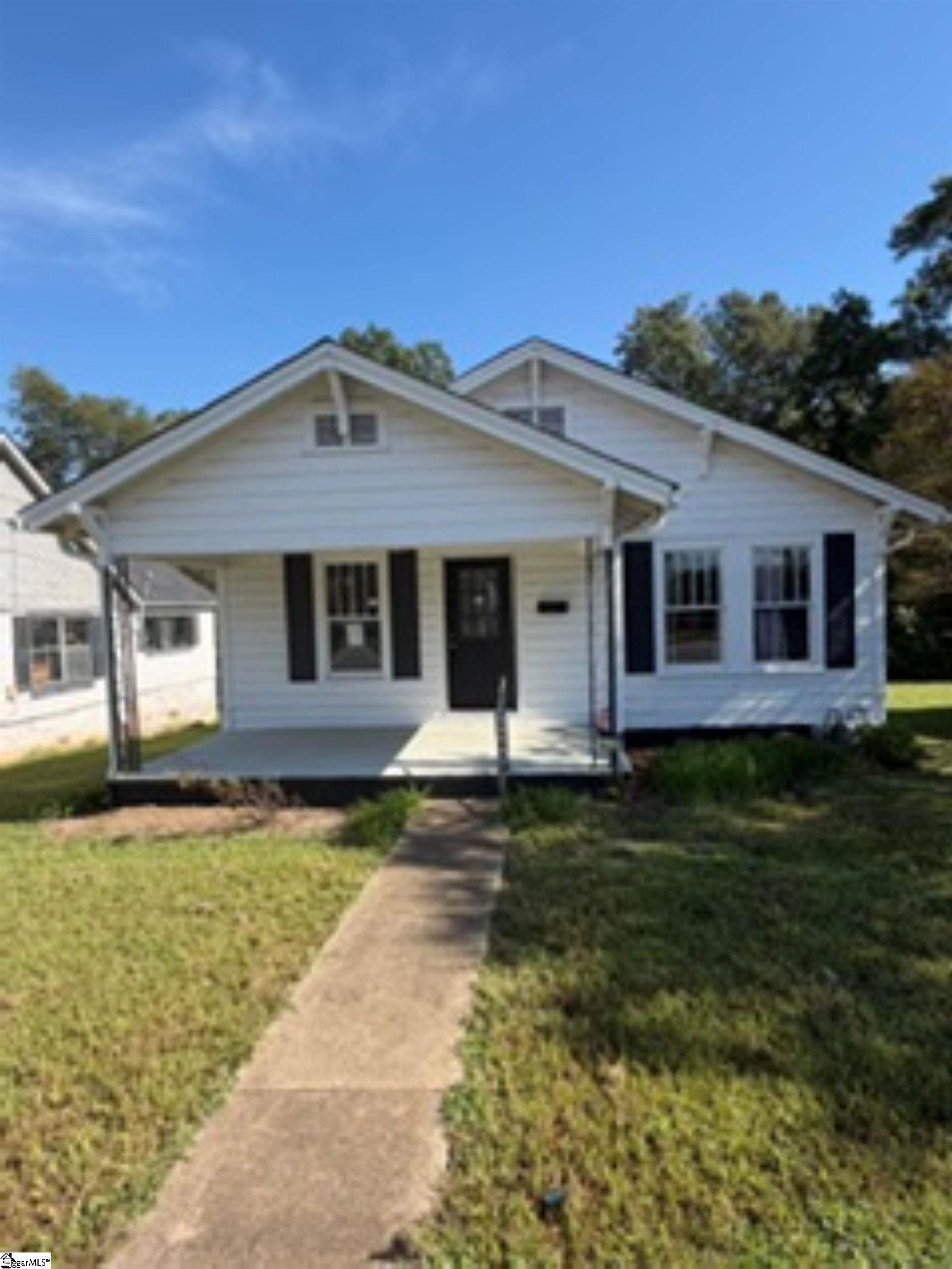 608 W Buford Street Property Photo 1