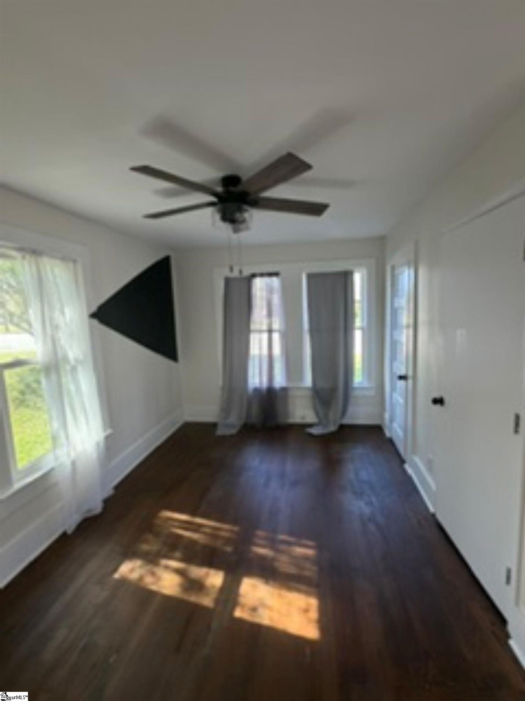 608 W Buford Street Property Photo 6