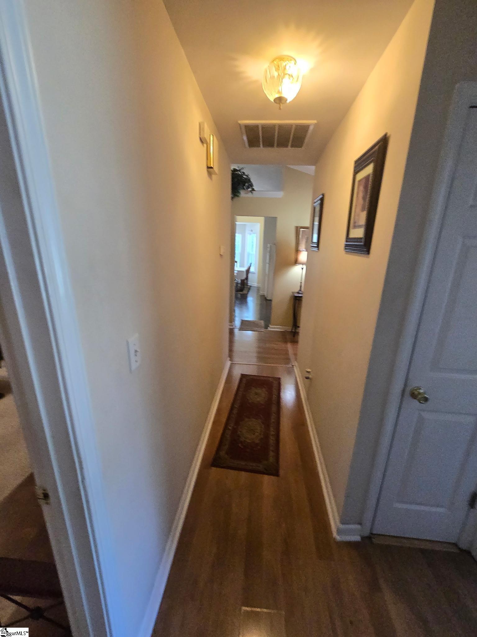 126 Kingsgate Way Property Photo 14