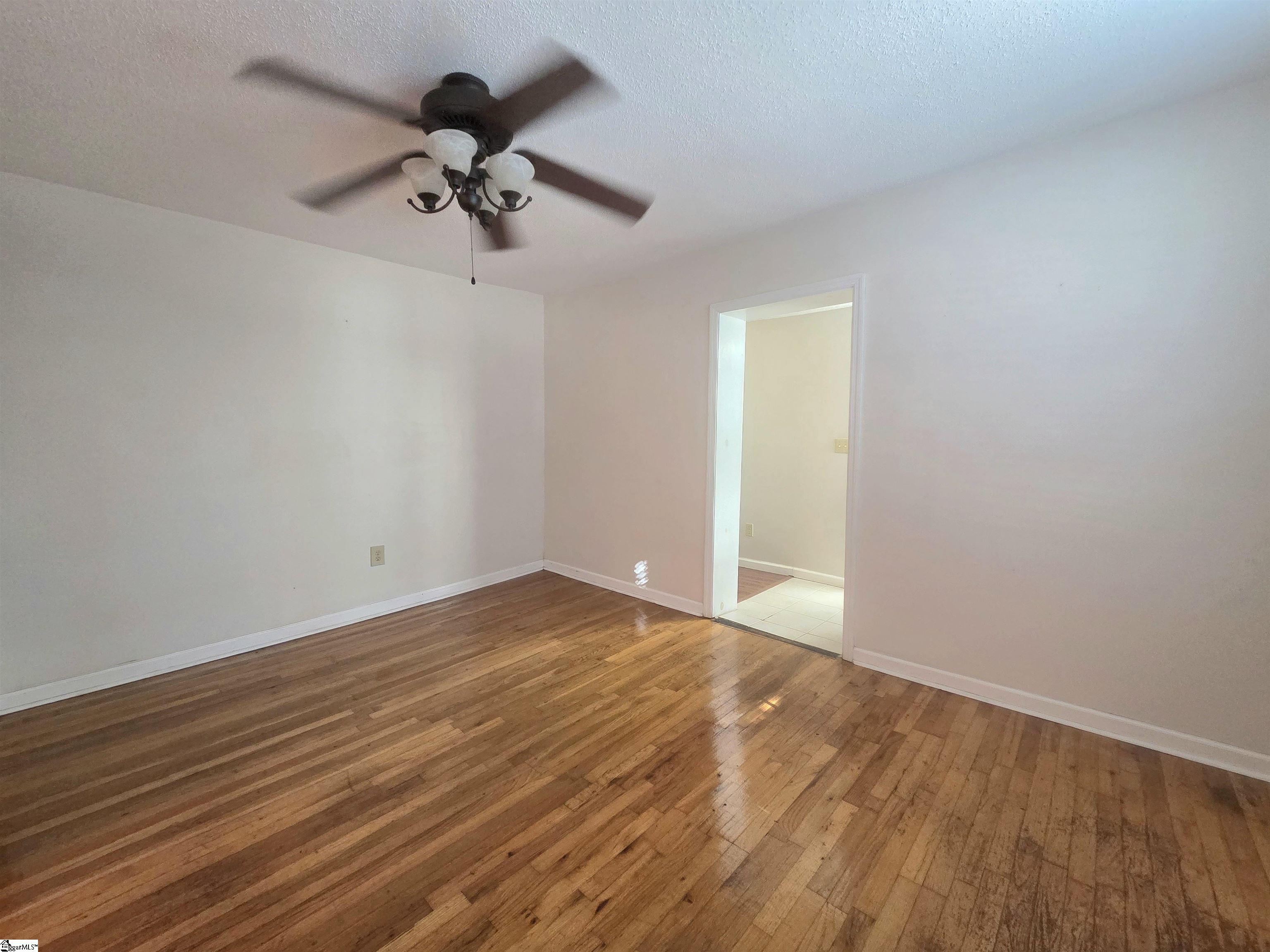 2817 Anderson Road Property Photo 8