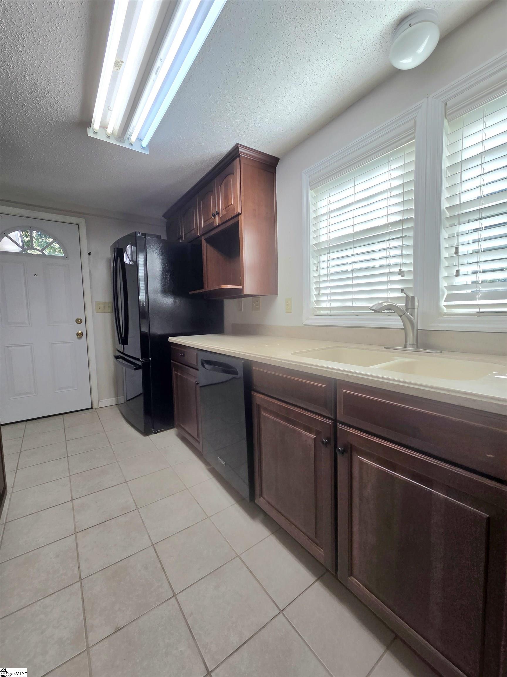 2817 Anderson Road Property Photo 9
