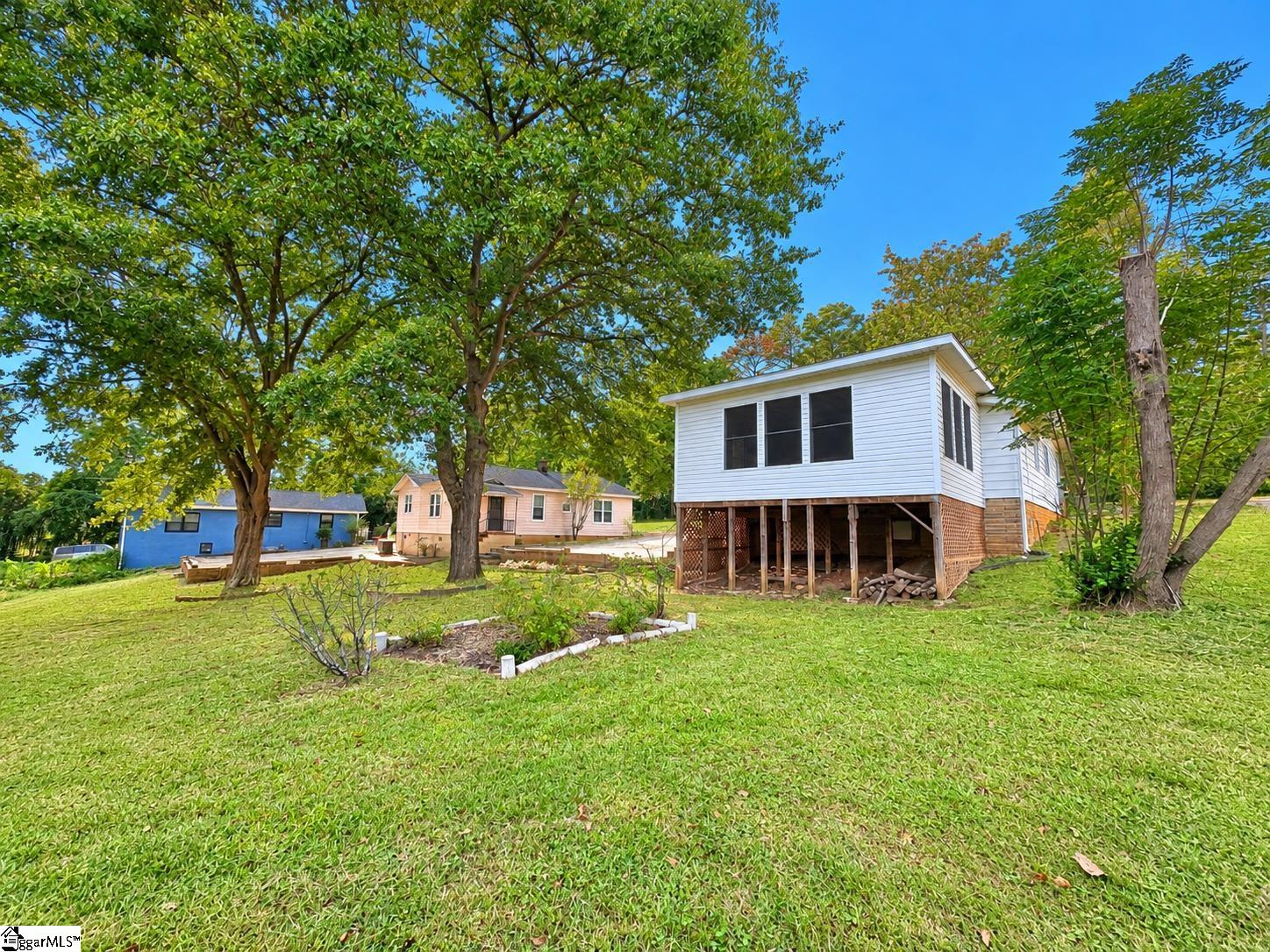 2817 Anderson Road Property Photo 22