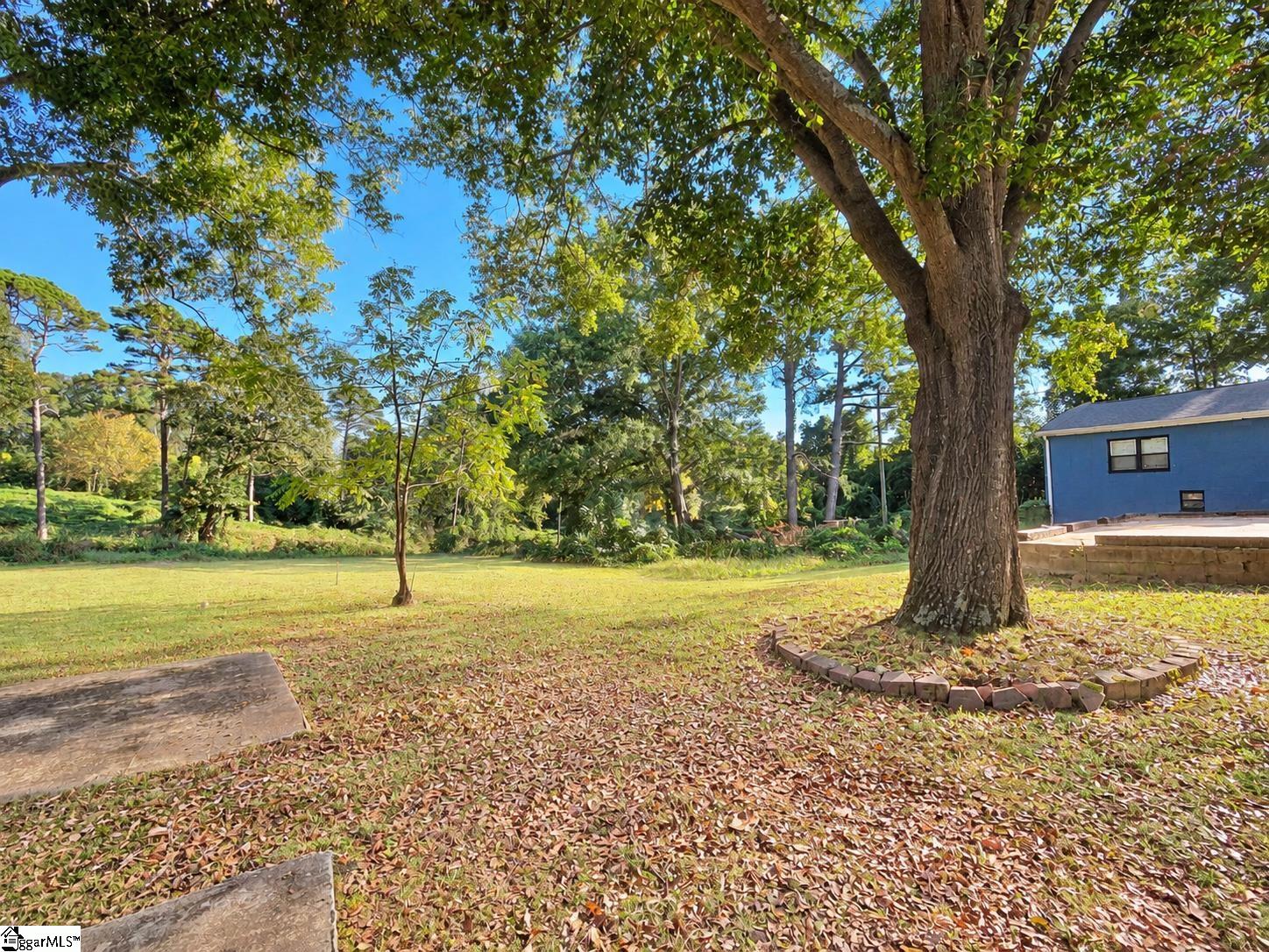2819 Anderson Road Property Photo 4