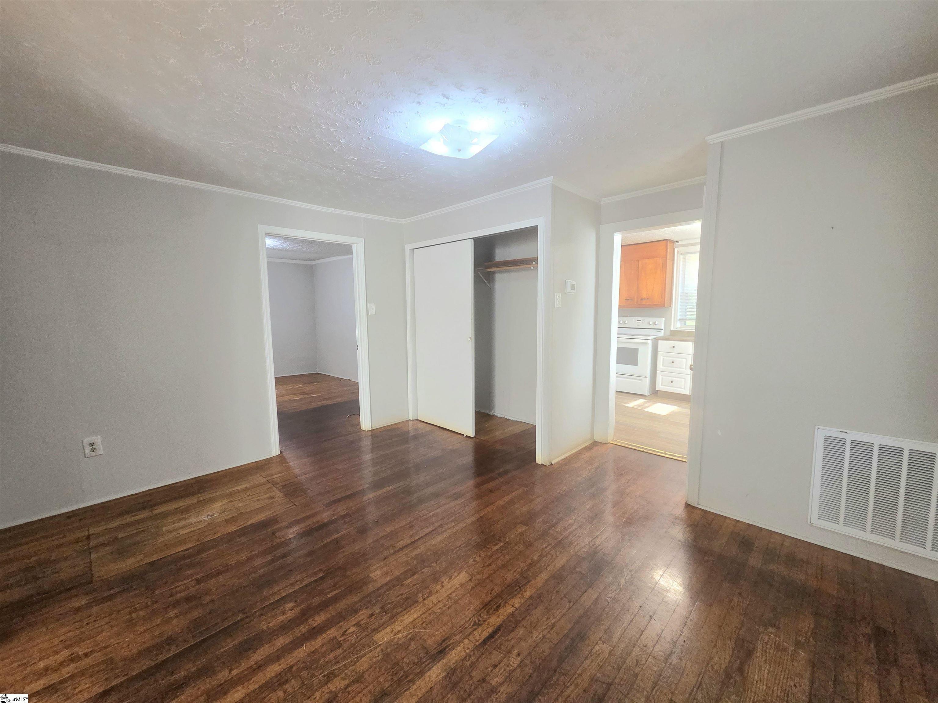 2819 Anderson Road Property Photo 11