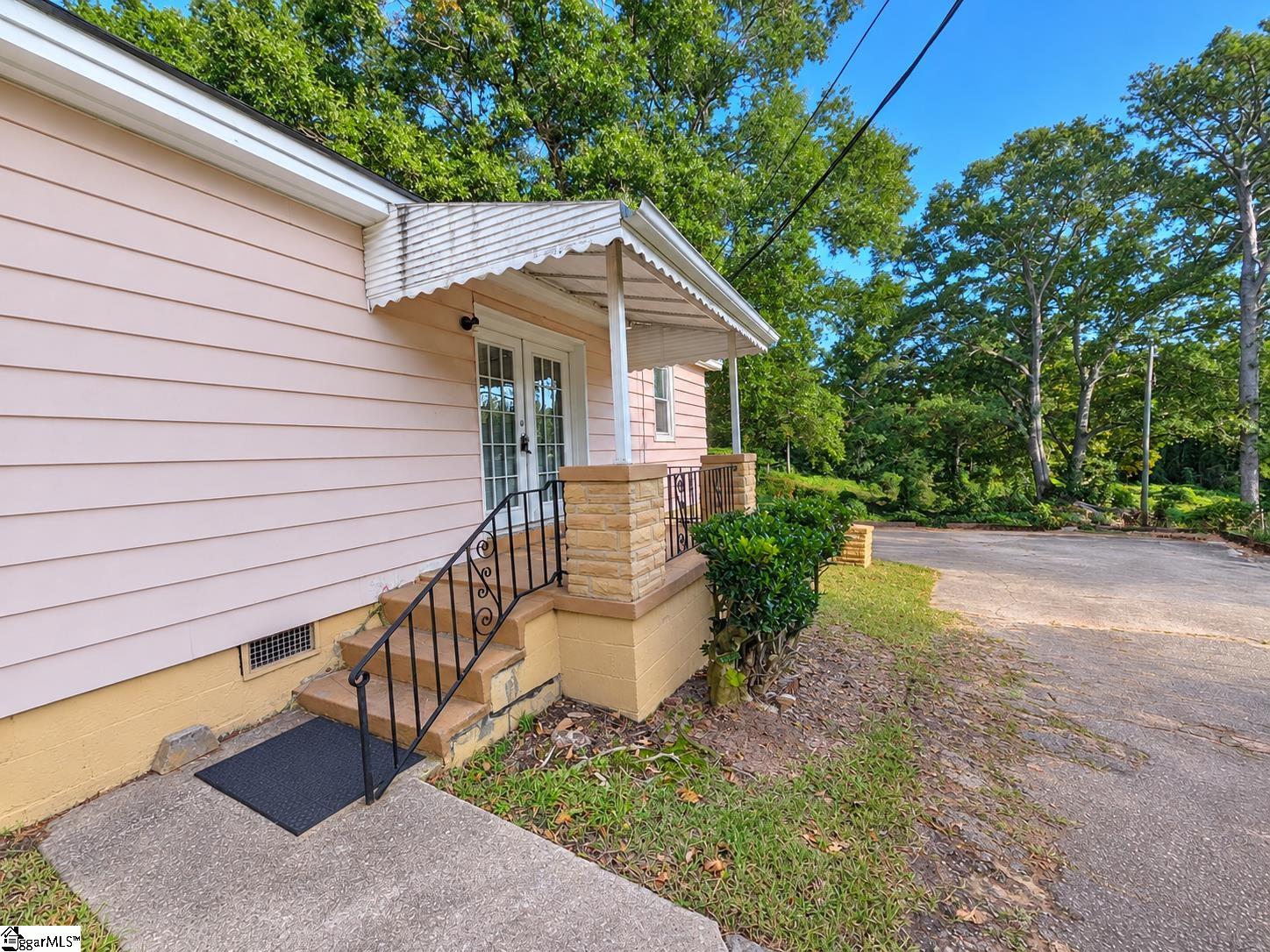 2819 Anderson Road Property Photo 22
