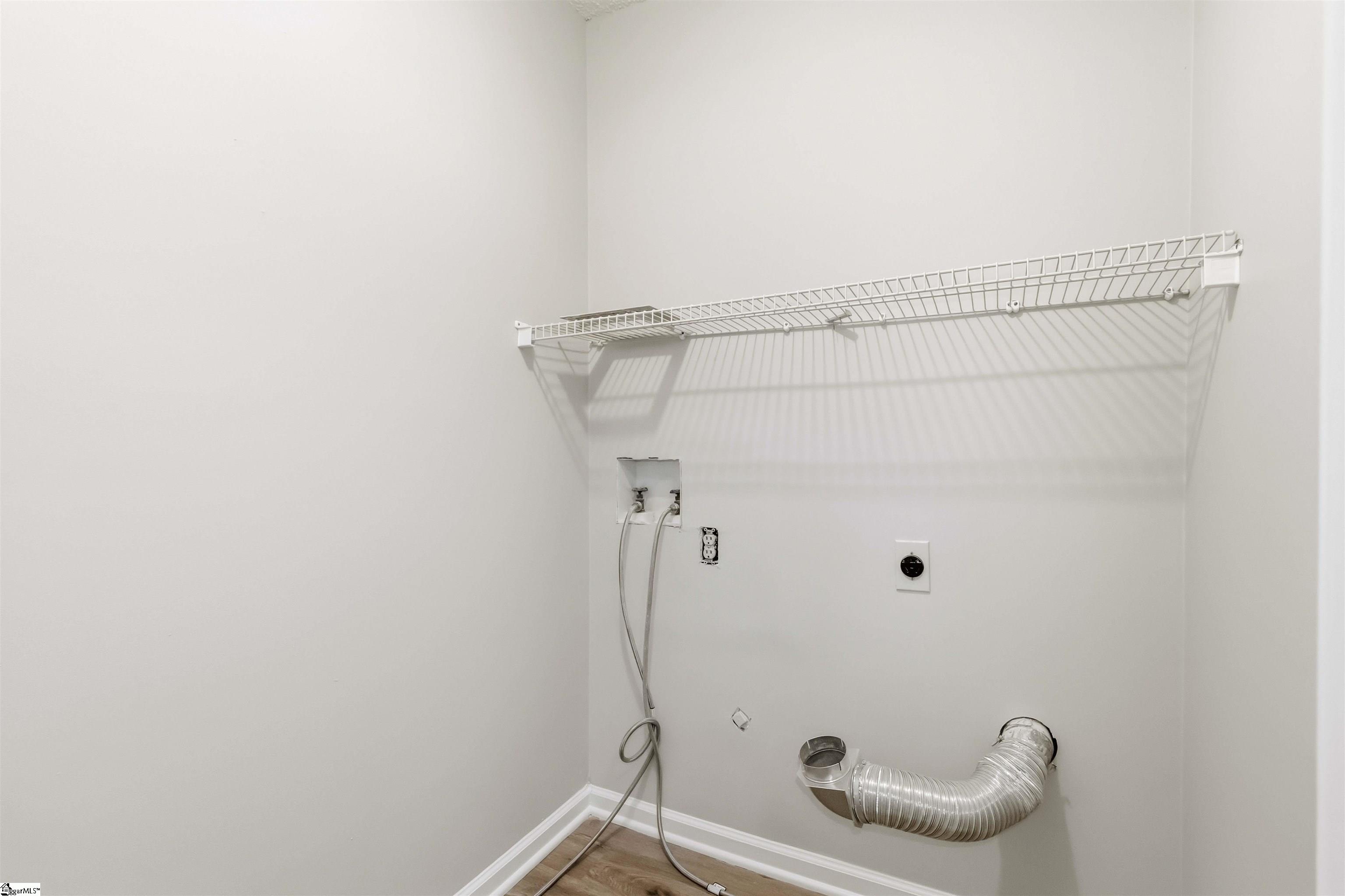 205 Riverside Chase Circle Property Photo 12