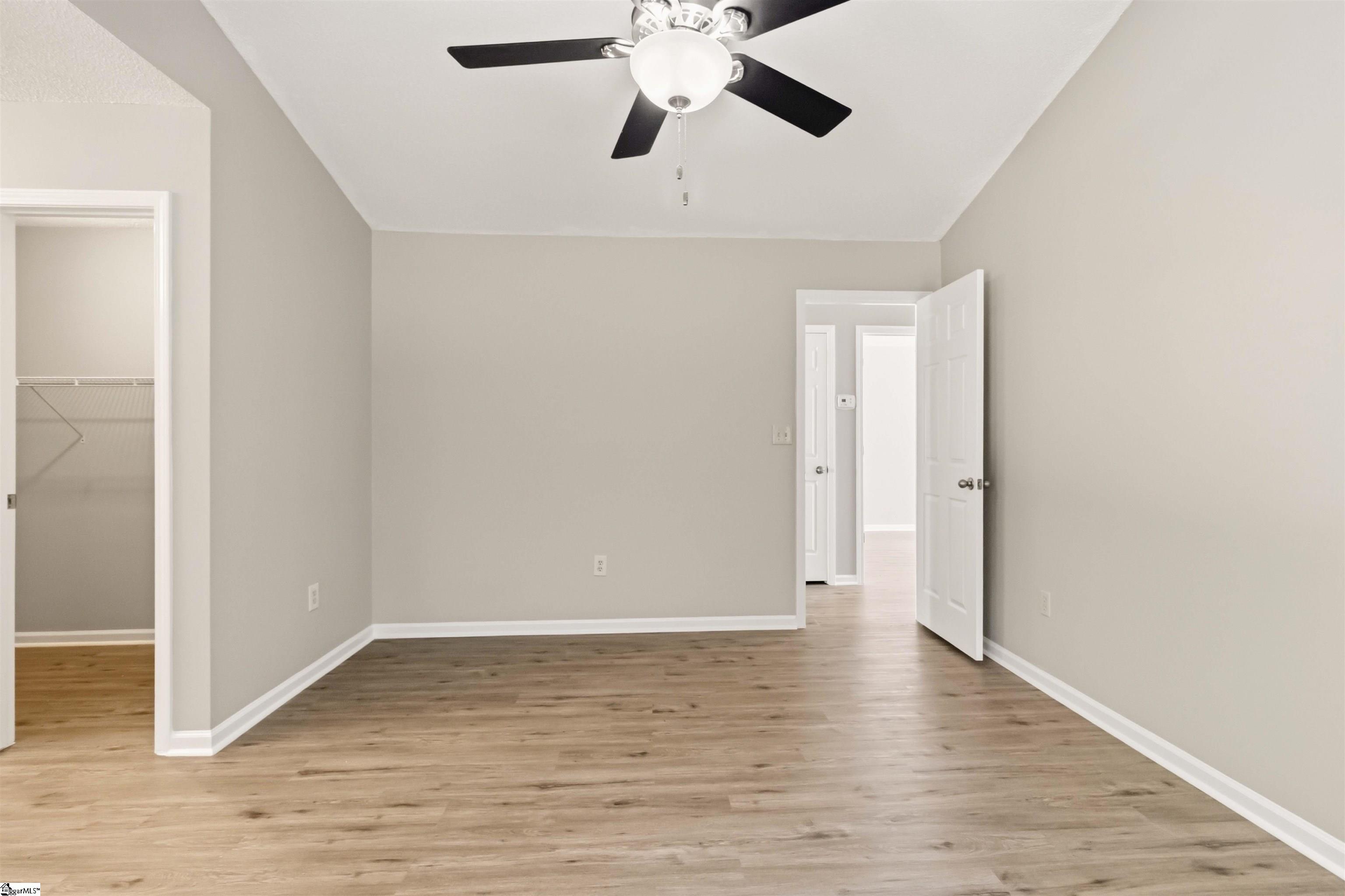 205 Riverside Chase Circle Property Photo 18