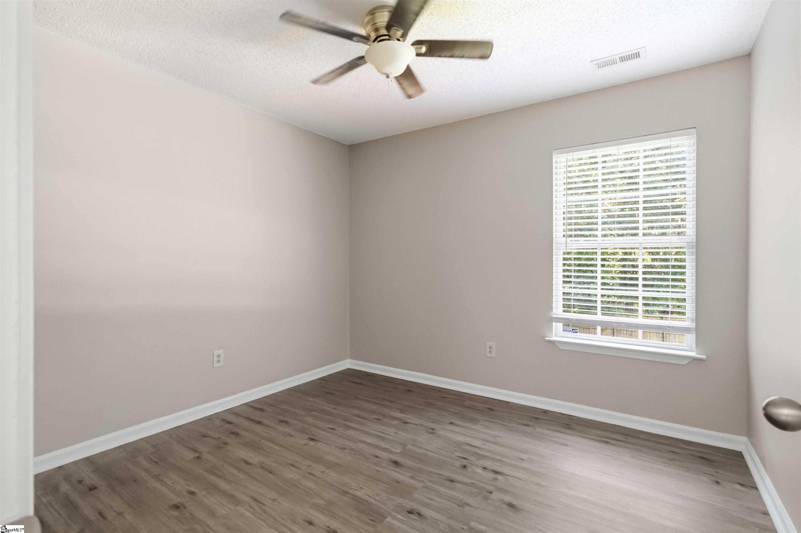 205 Riverside Chase Circle Property Photo 24