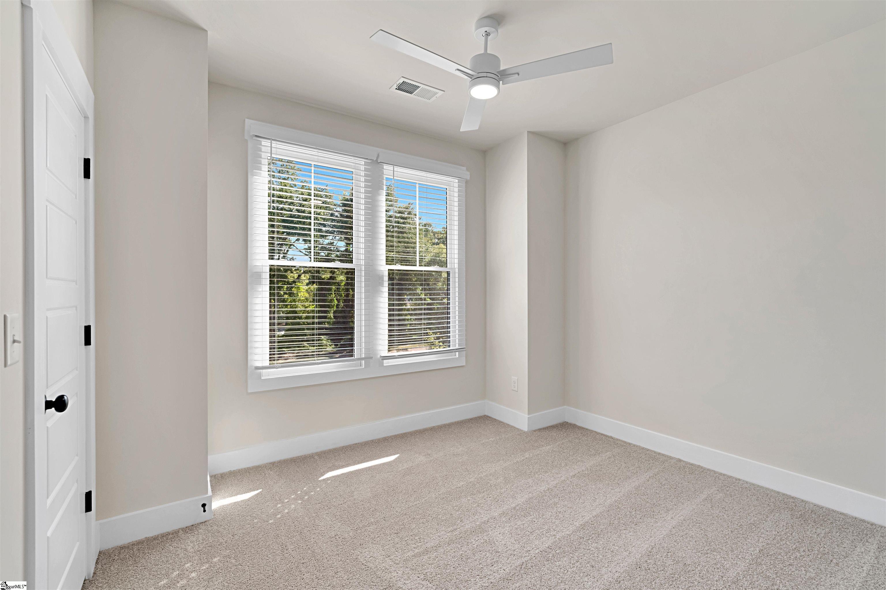 9 Hawthorne Lane Property Photo 19