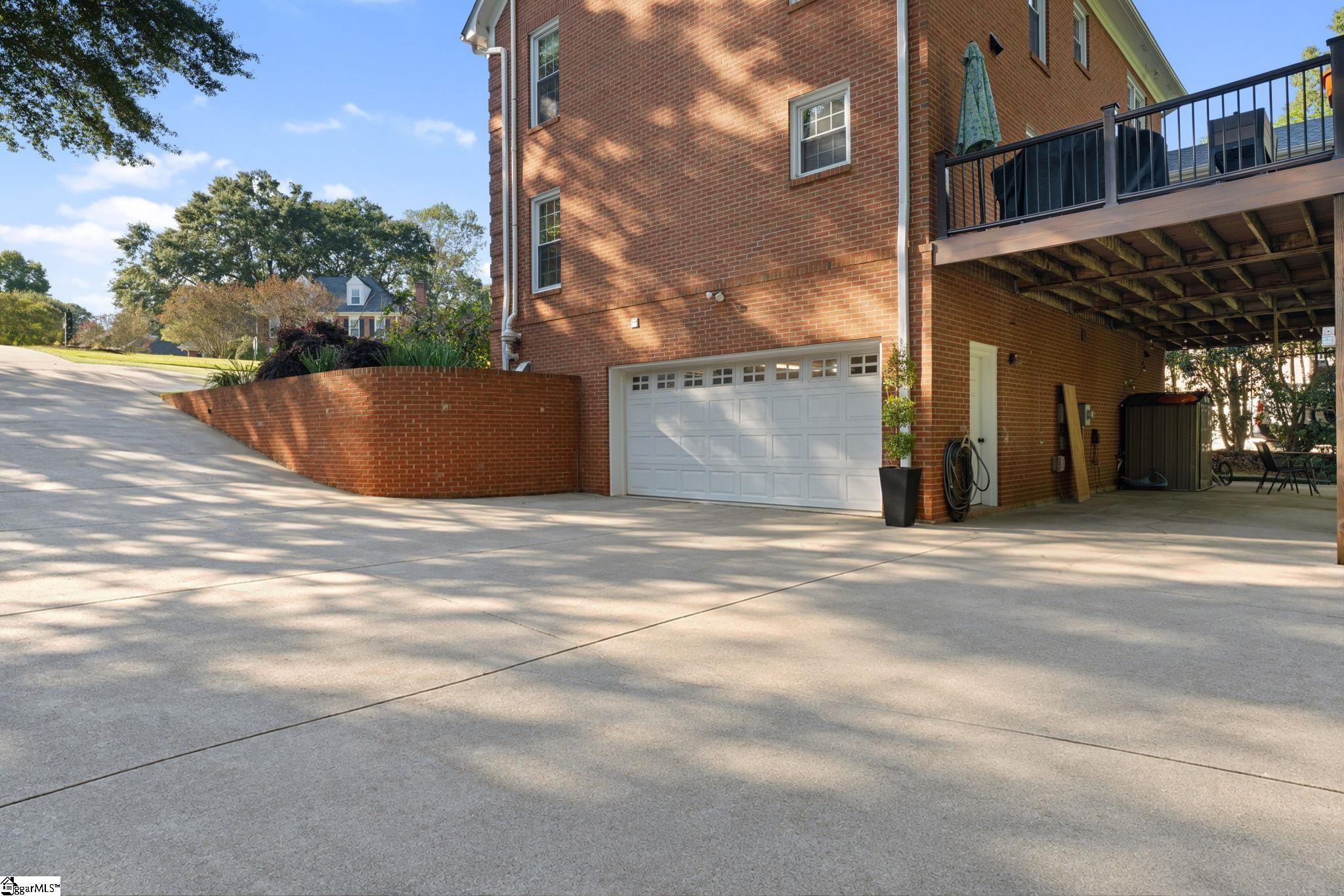 311 River Walk Drive Property Photo 26