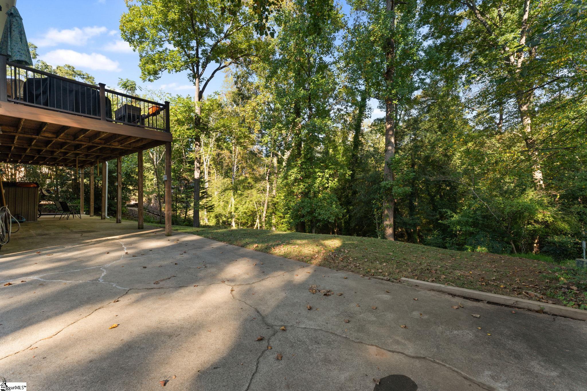311 River Walk Drive Property Photo 28