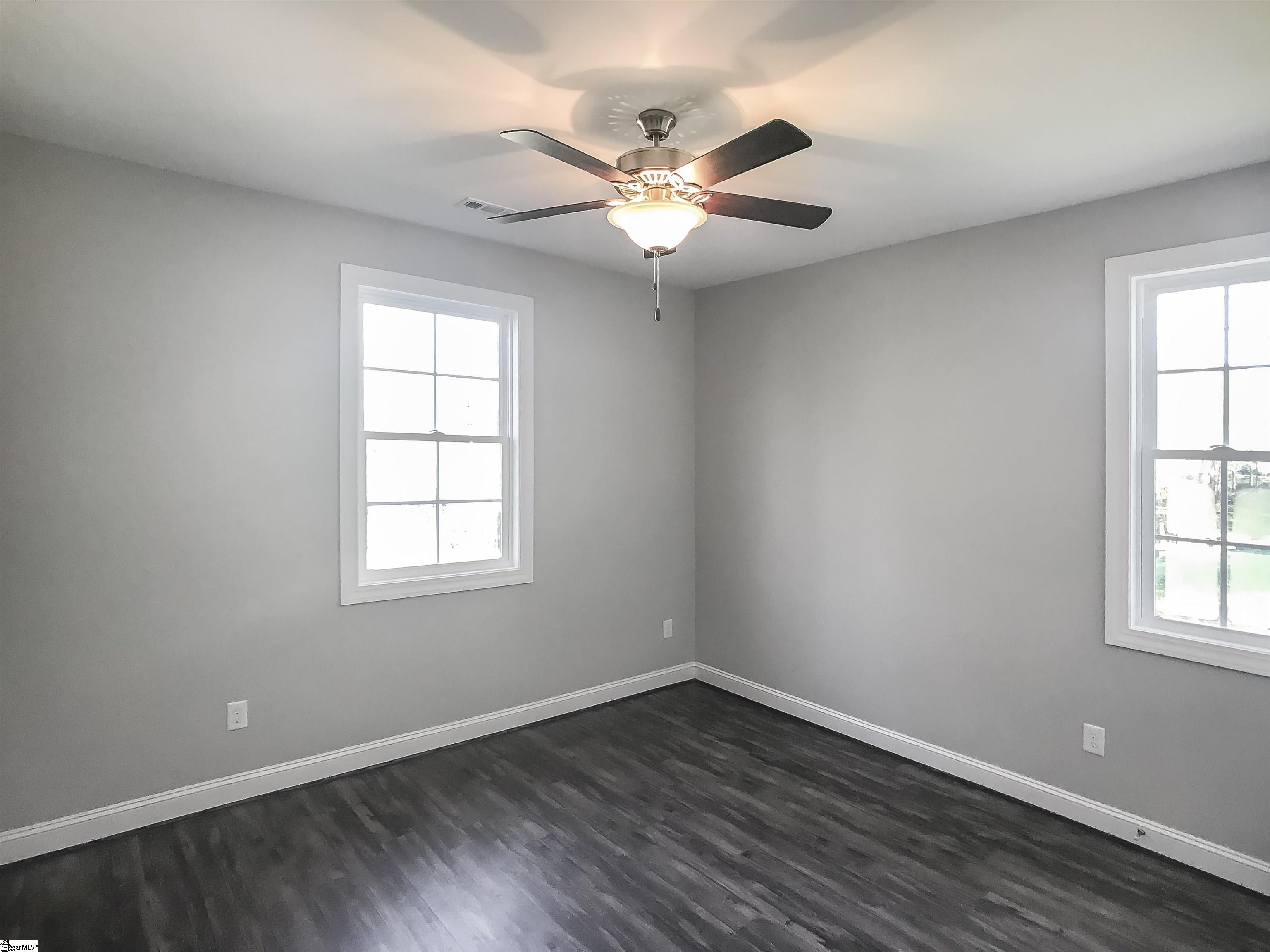 1606880 Property Photo 12