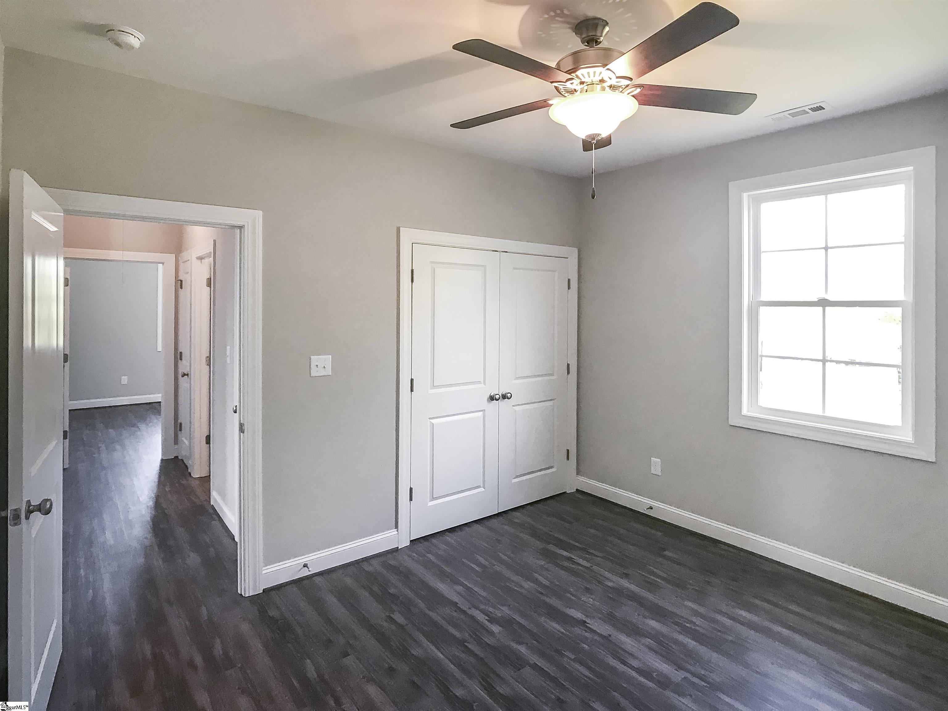 1606880 Property Photo 15
