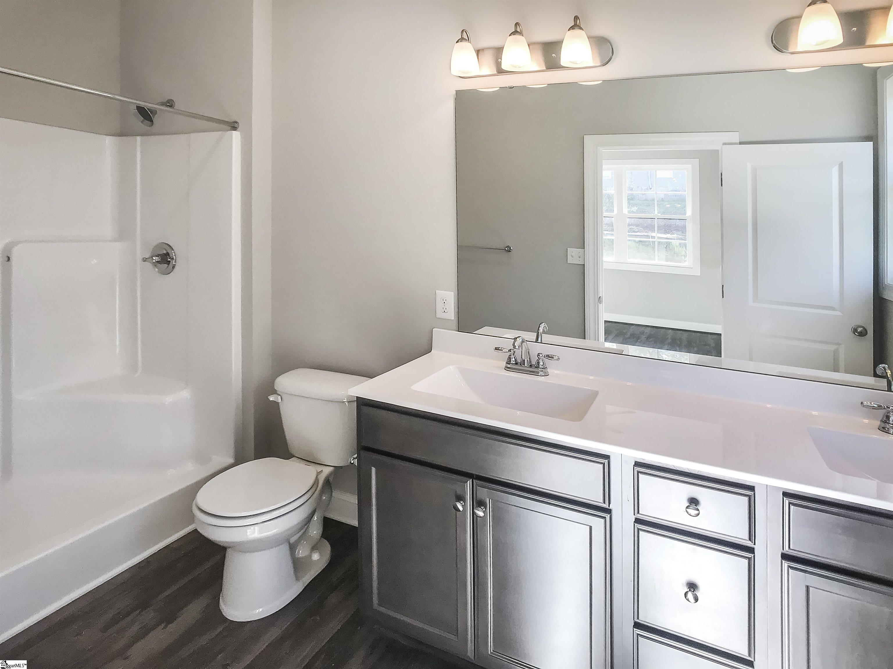 1606880 Property Photo 19