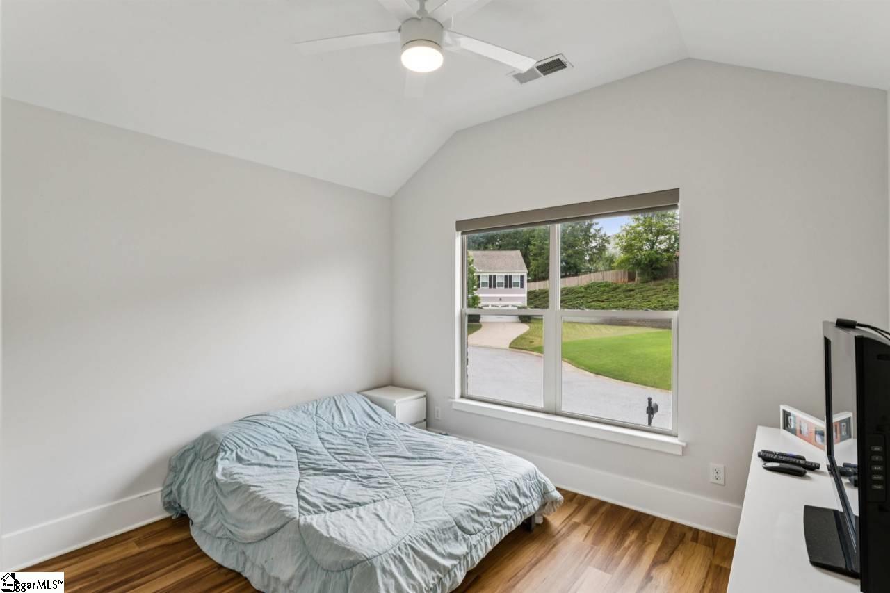 189 Chandler Cr Court Property Photo 19