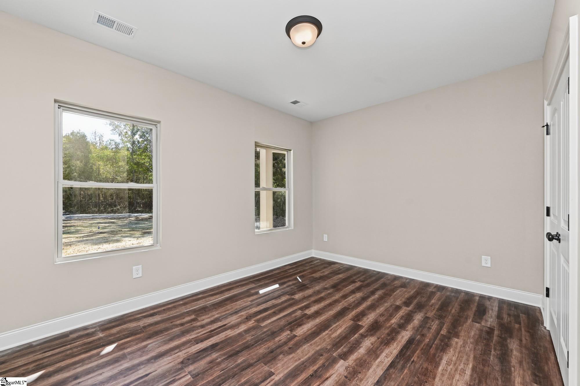 552 Hellams Road Property Photo 24