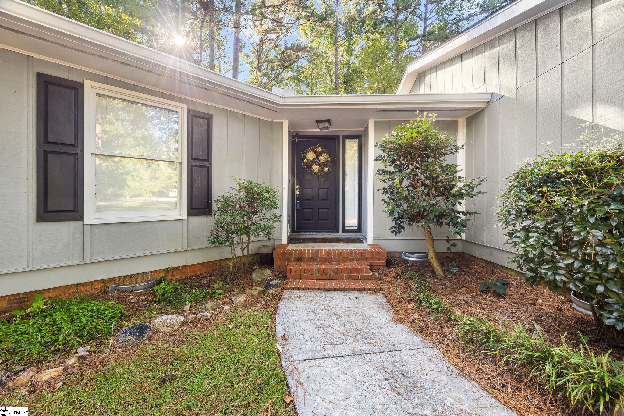 209 Windtree Road Property Photo 6