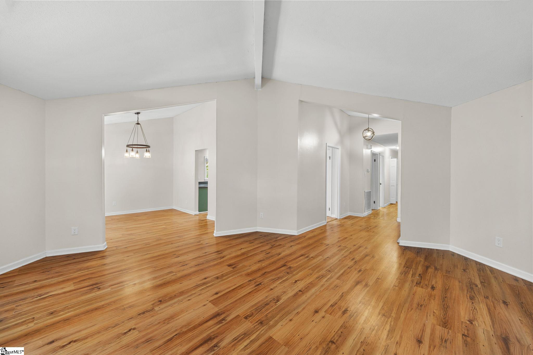 209 Windtree Road Property Photo 7