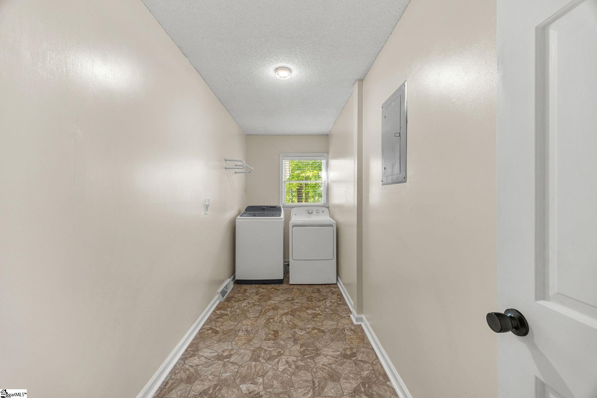 209 Windtree Road Property Photo 12