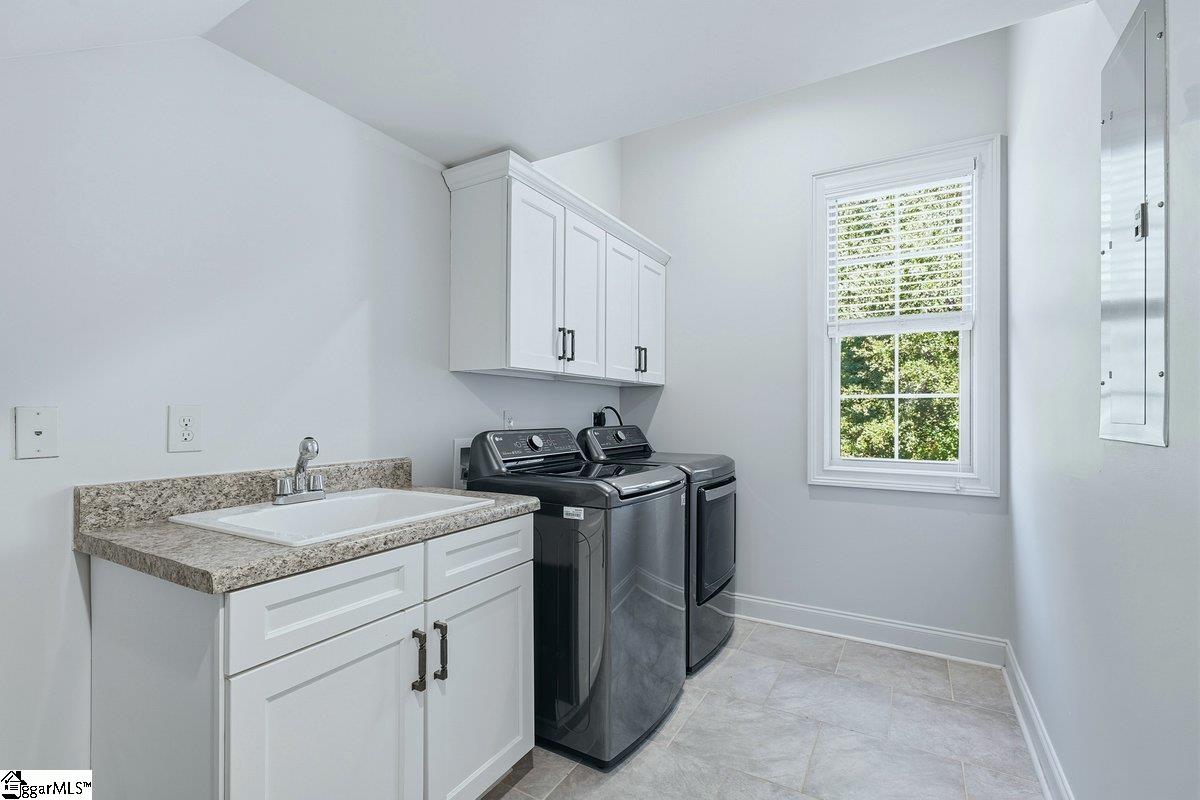 350 Laguna Lane Property Photo 12