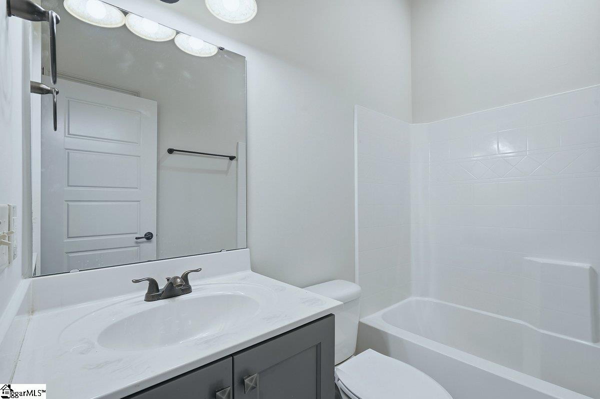 350 Laguna Lane Property Photo 17
