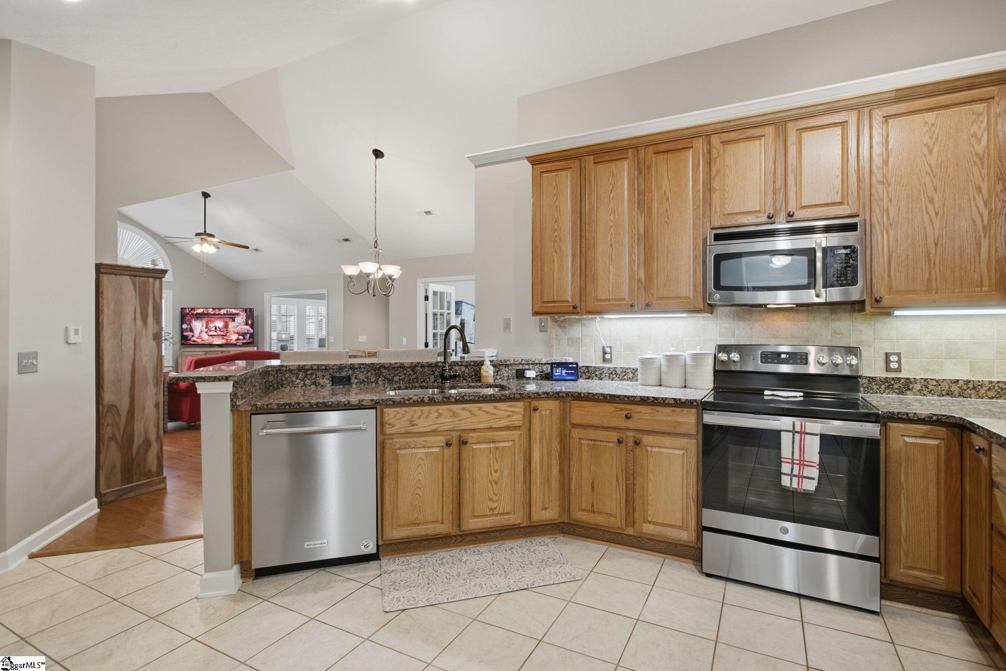 16 Fudora Circle Property Photo 14