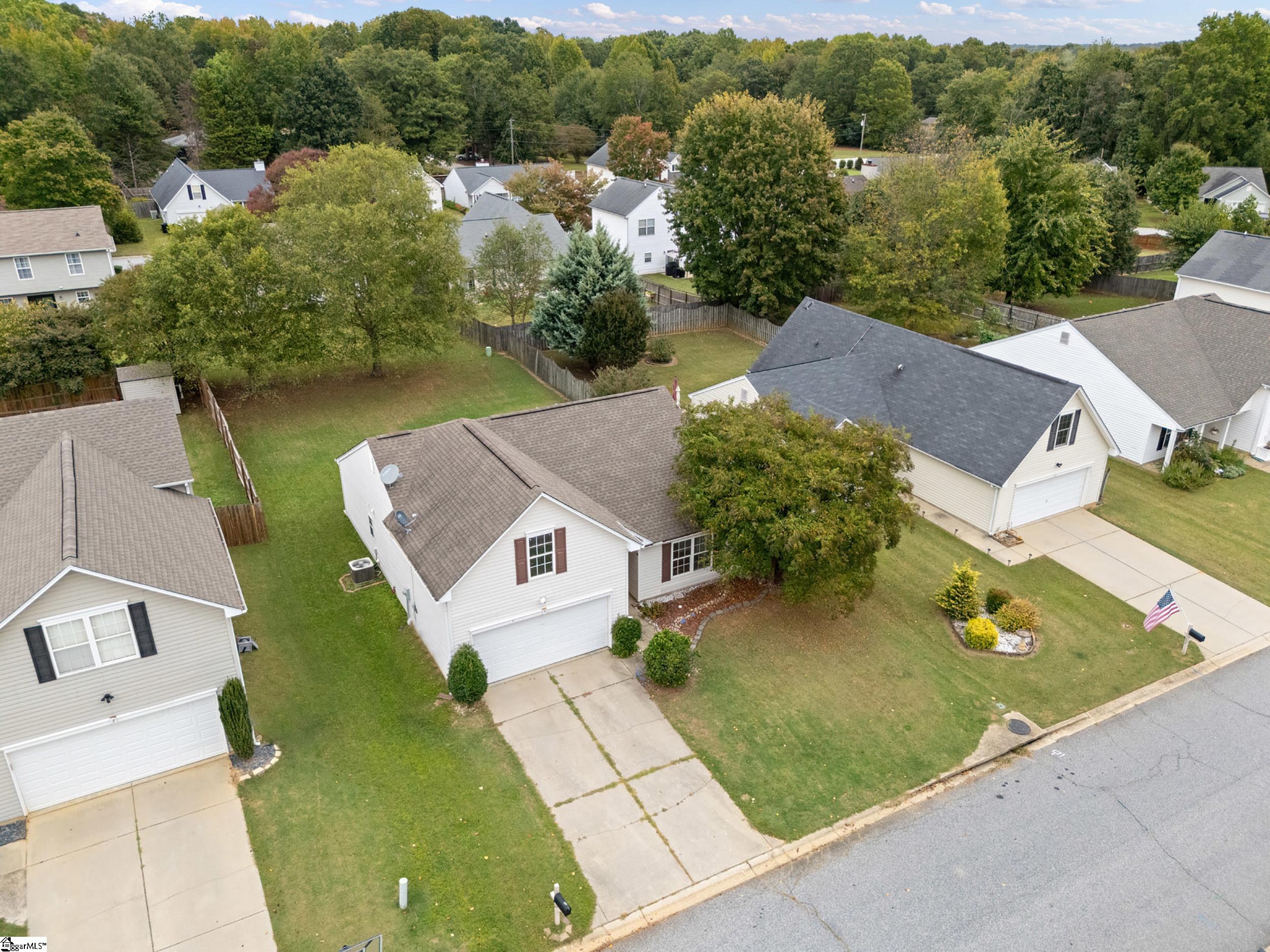 9 Hartwell Drive Property Photo 4