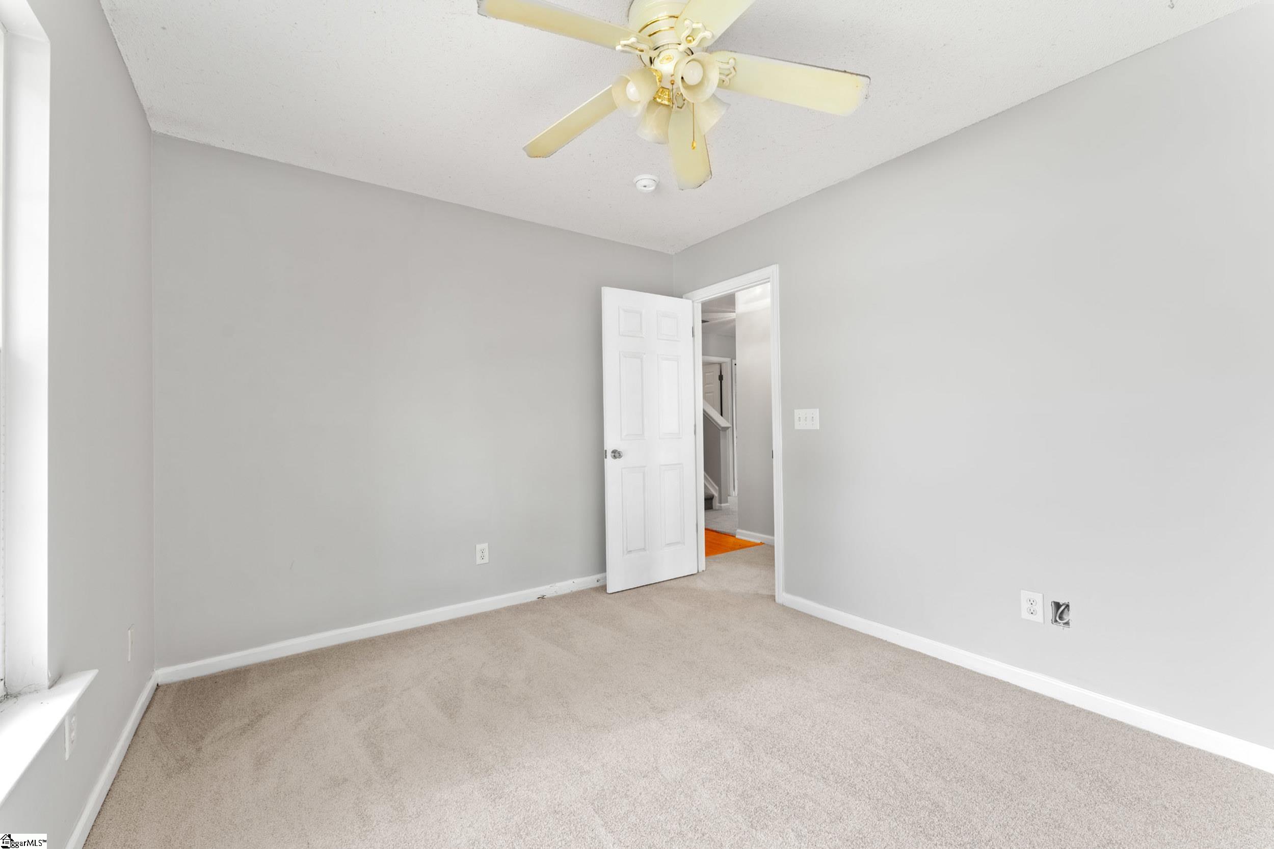 9 Hartwell Drive Property Photo 12