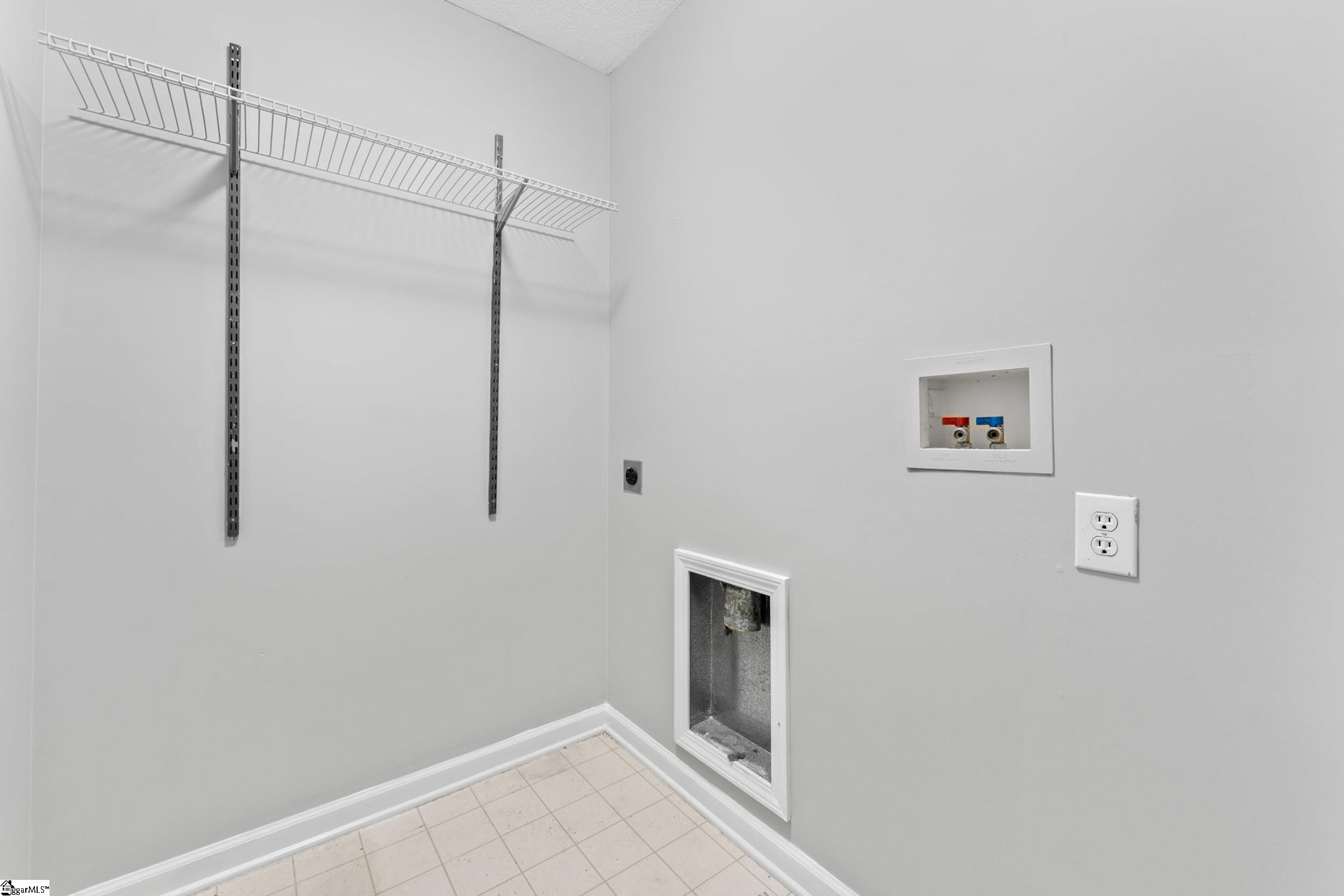9 Hartwell Drive Property Photo 22