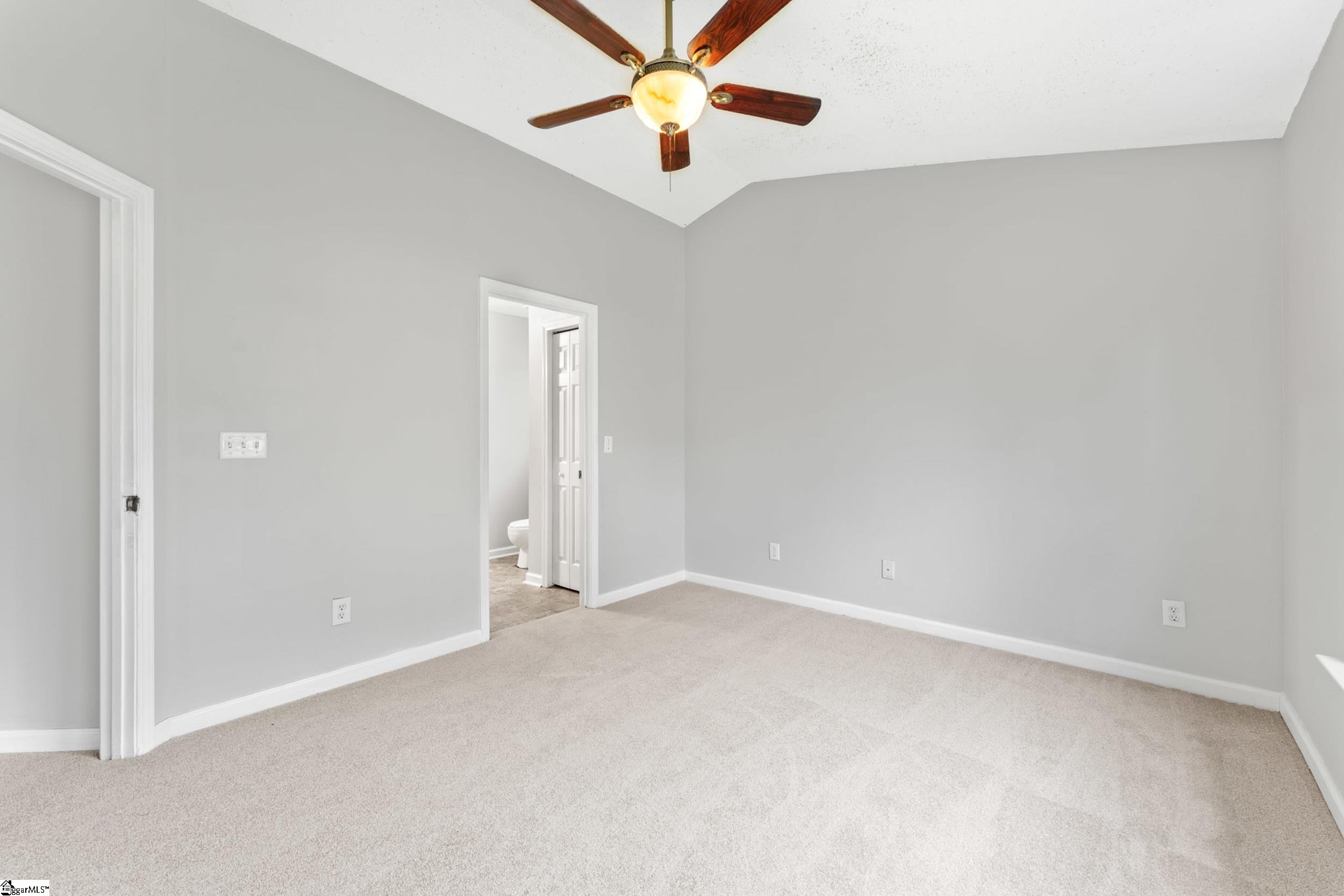 9 Hartwell Drive Property Photo 23