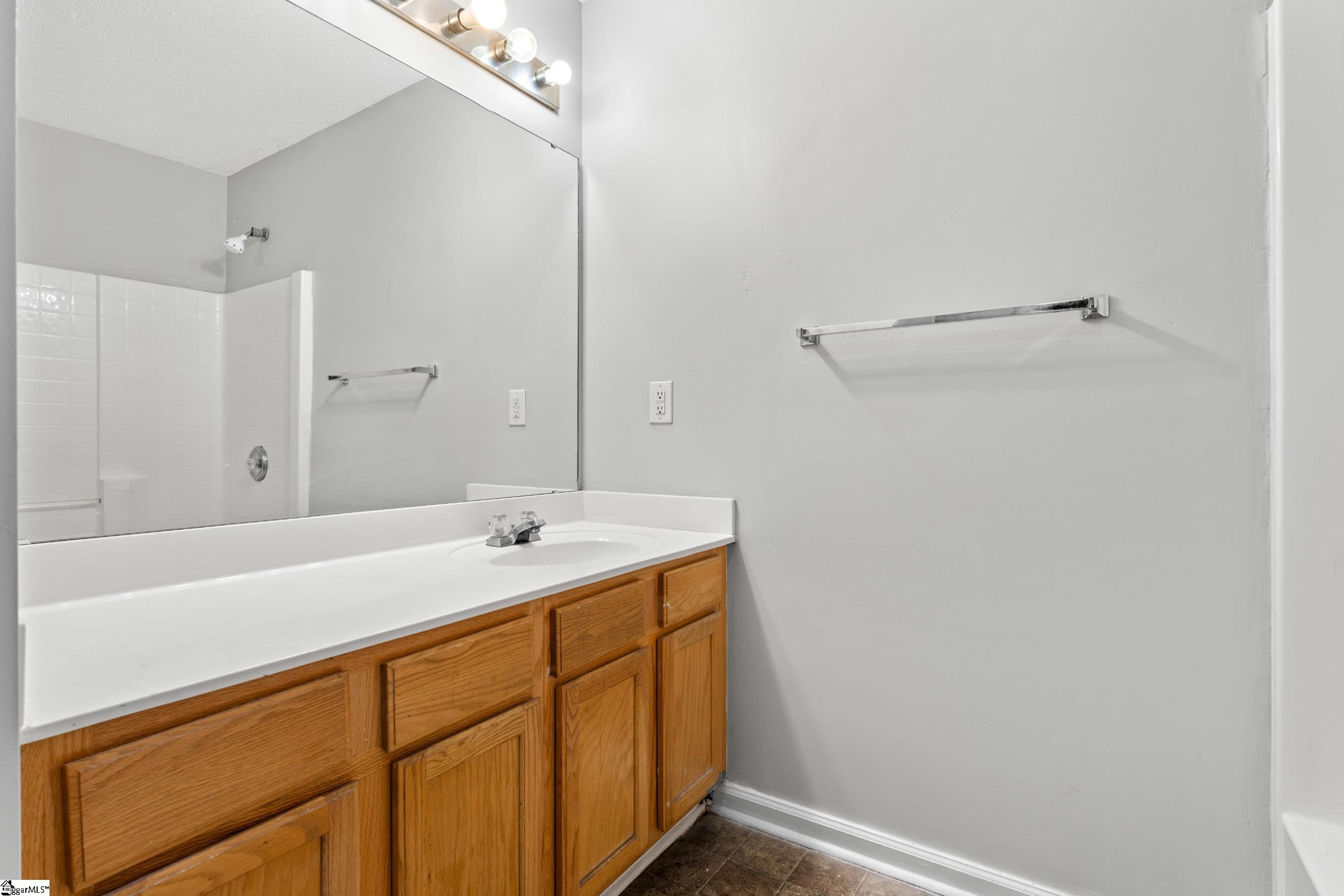 9 Hartwell Drive Property Photo 30