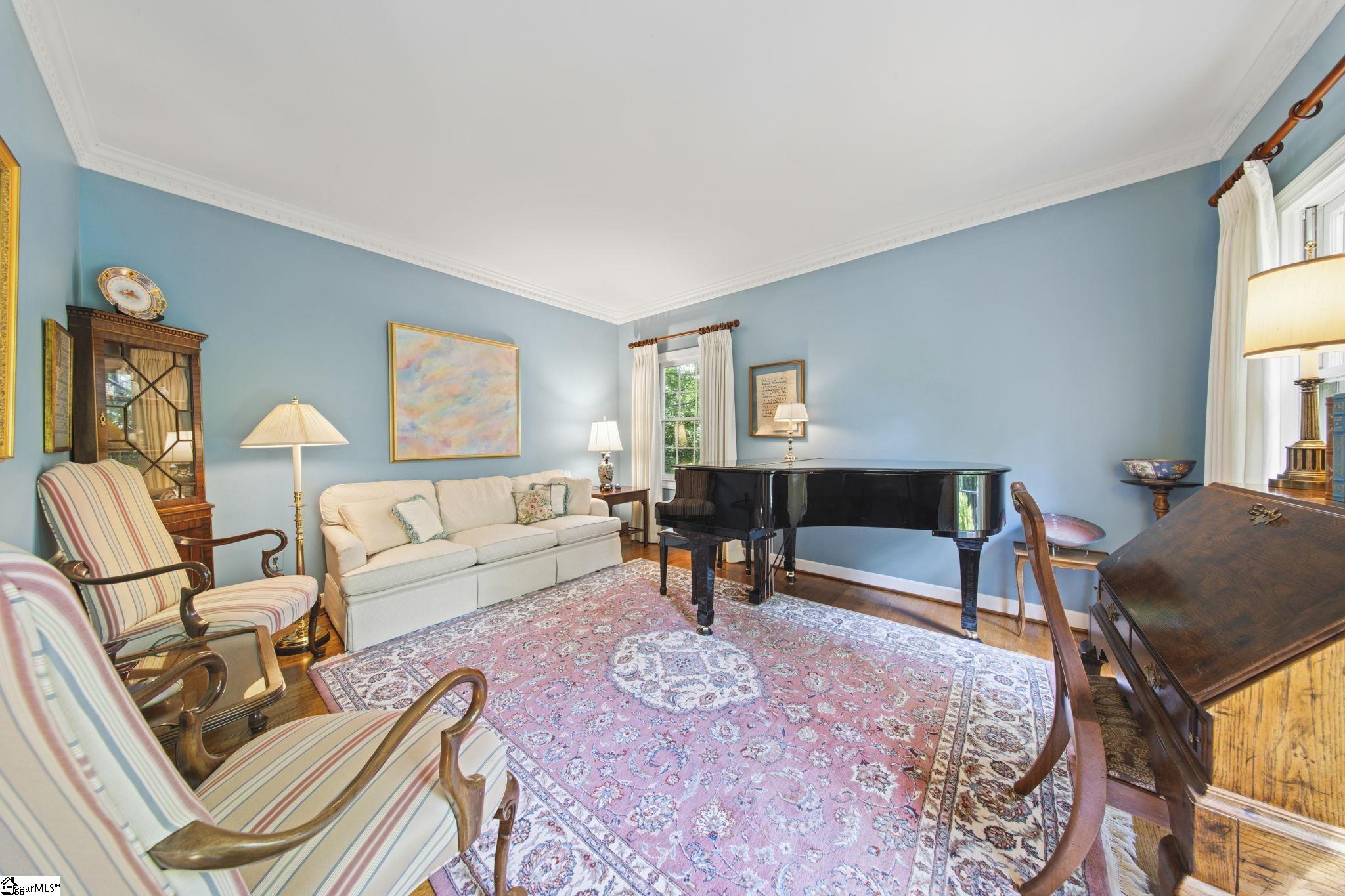 210 Valley Oak Drive Property Photo 4