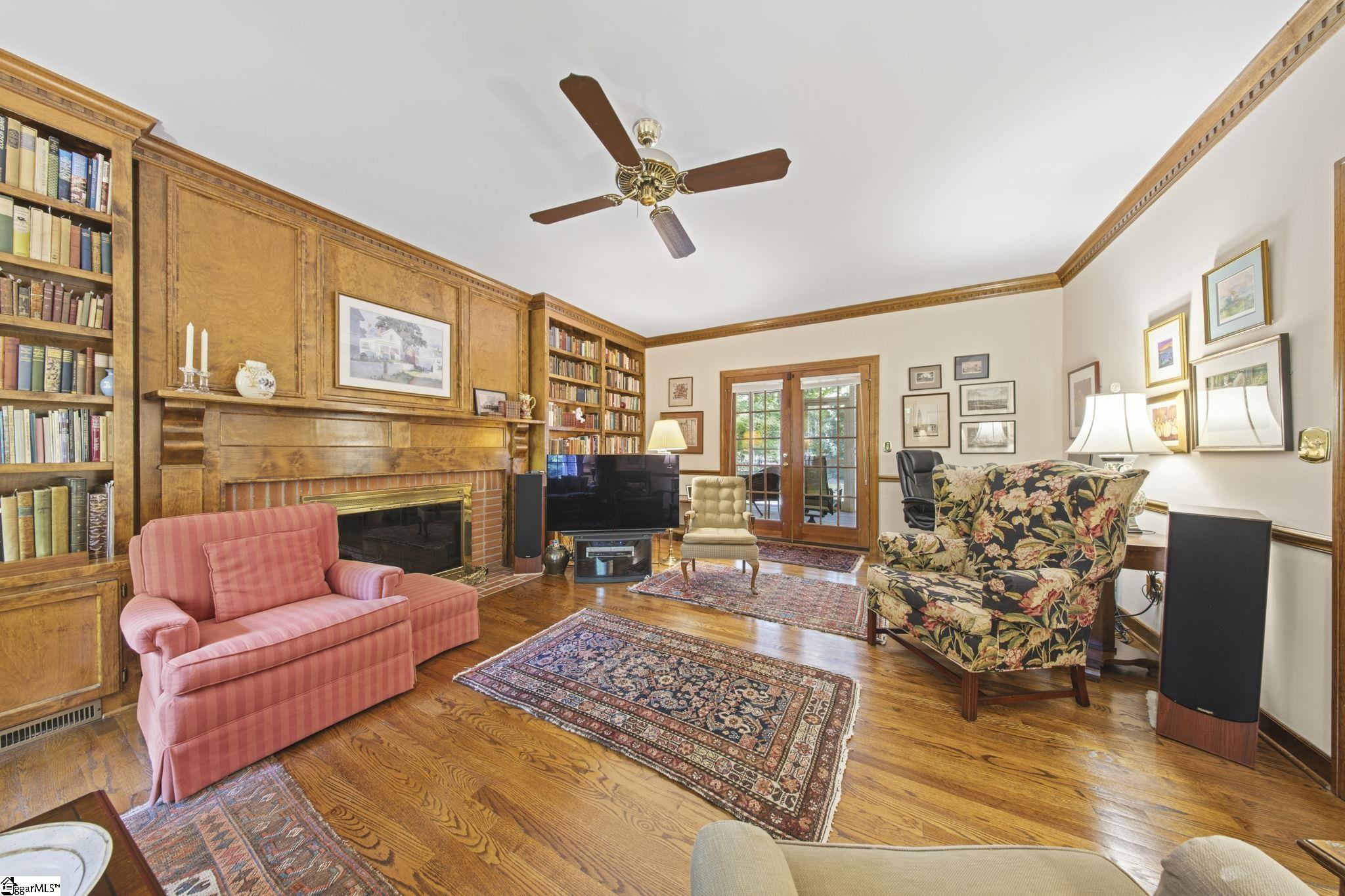 210 Valley Oak Drive Property Photo 6