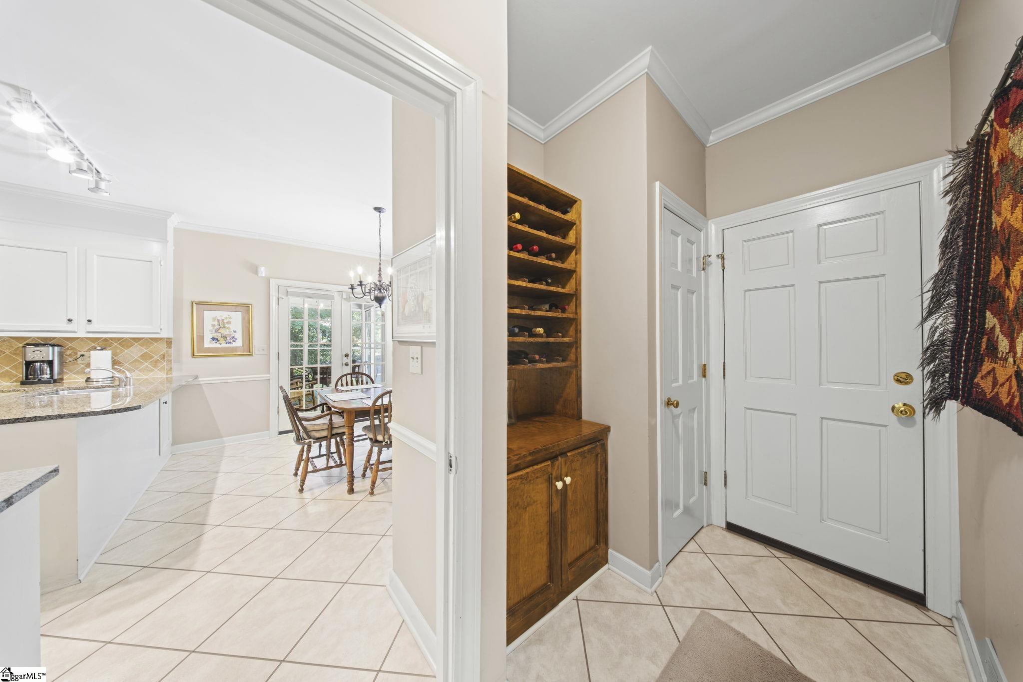 210 Valley Oak Drive Property Photo 15