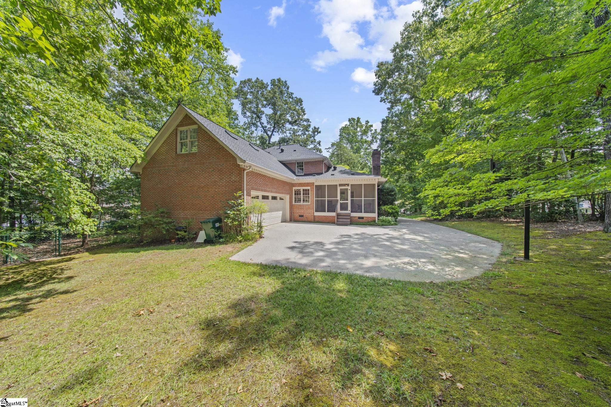 210 Valley Oak Drive Property Photo 36